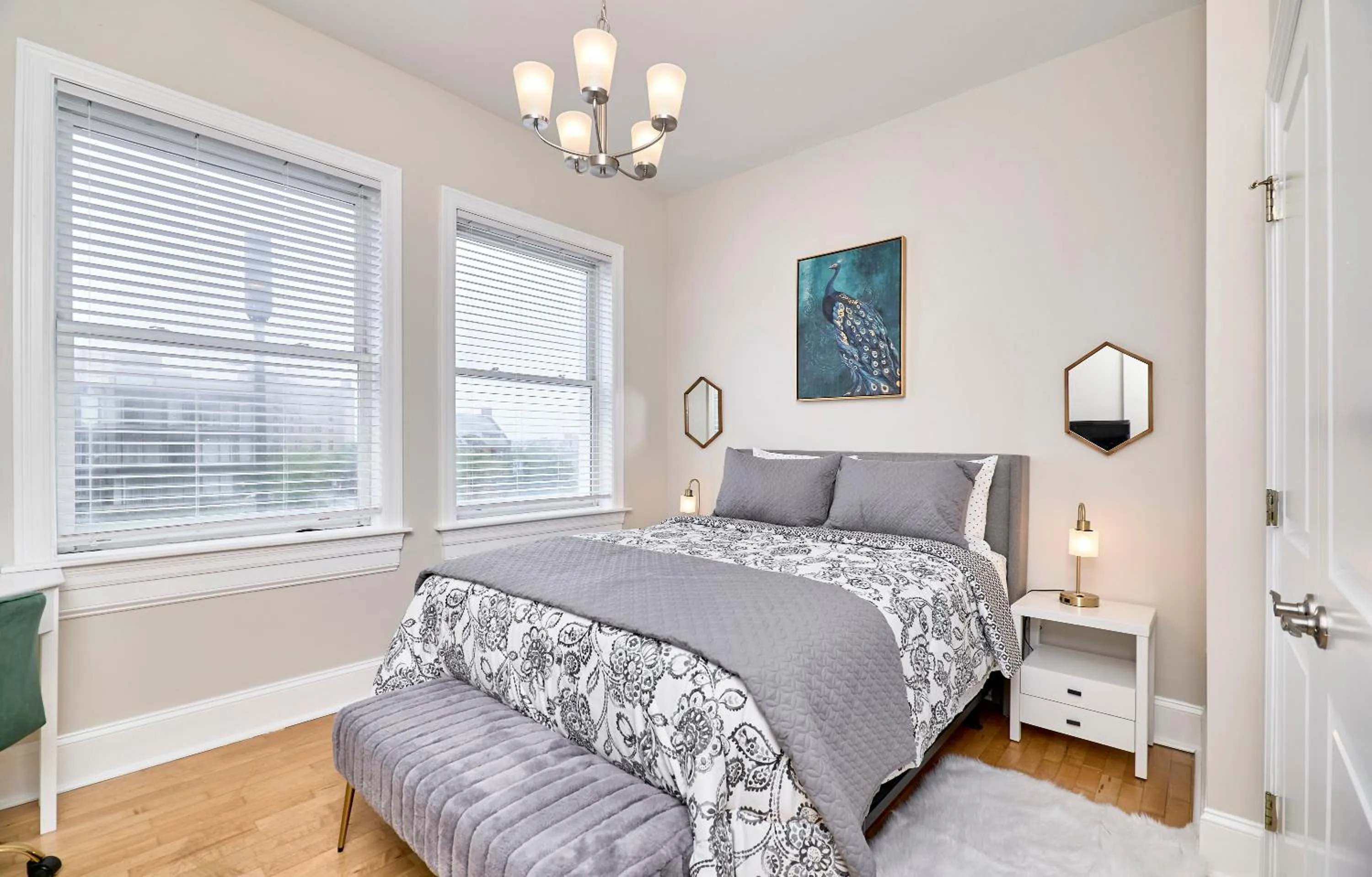 Bed in WhiteHouse at Grand Central