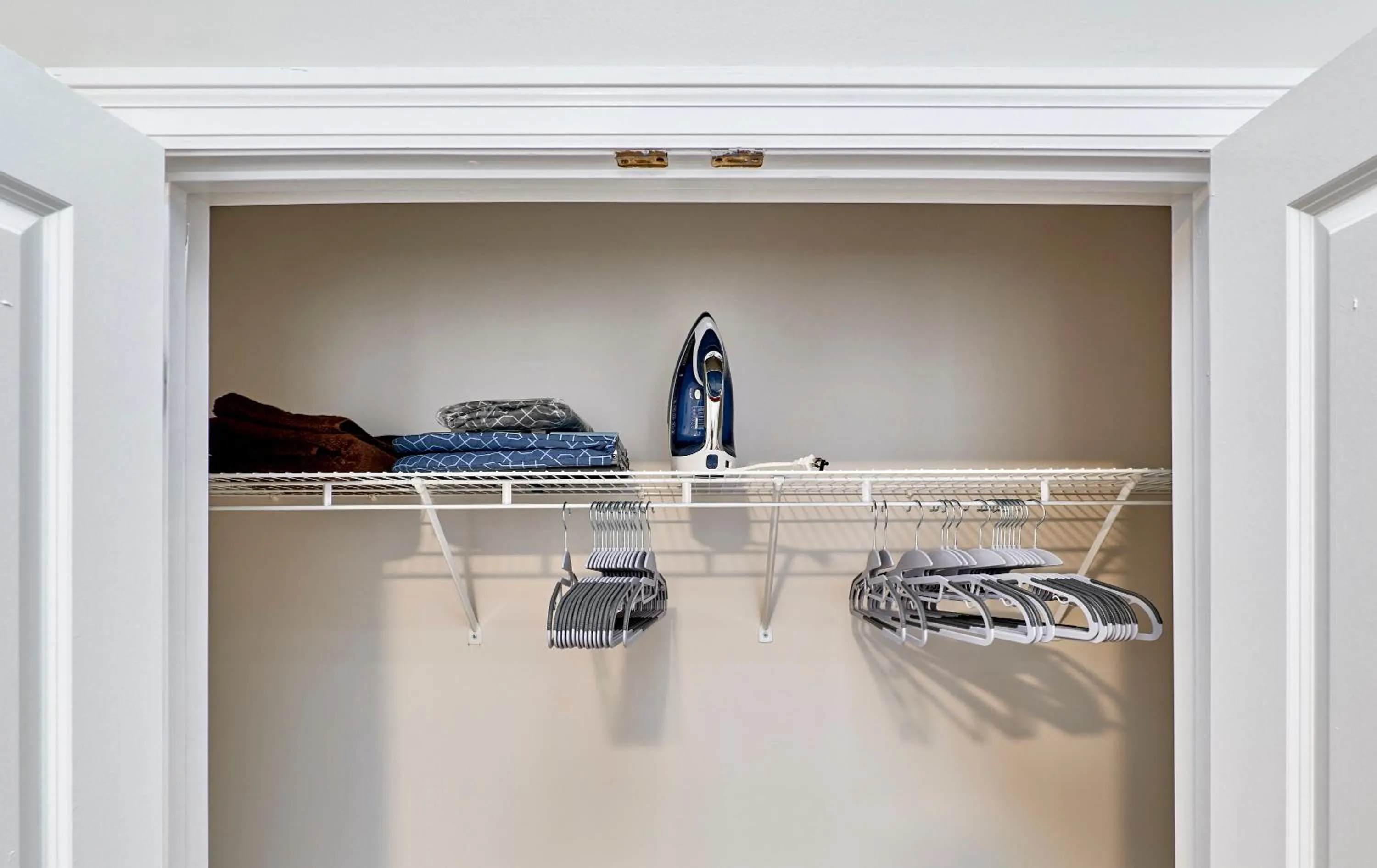 wardrobe in WhiteHouse at Grand Central