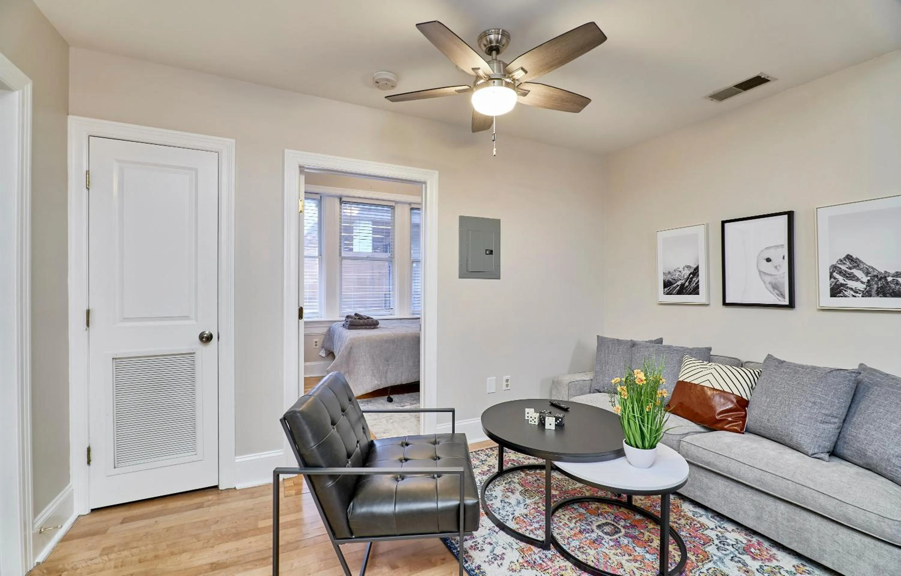 Living room in WhiteHouse at Grand Central