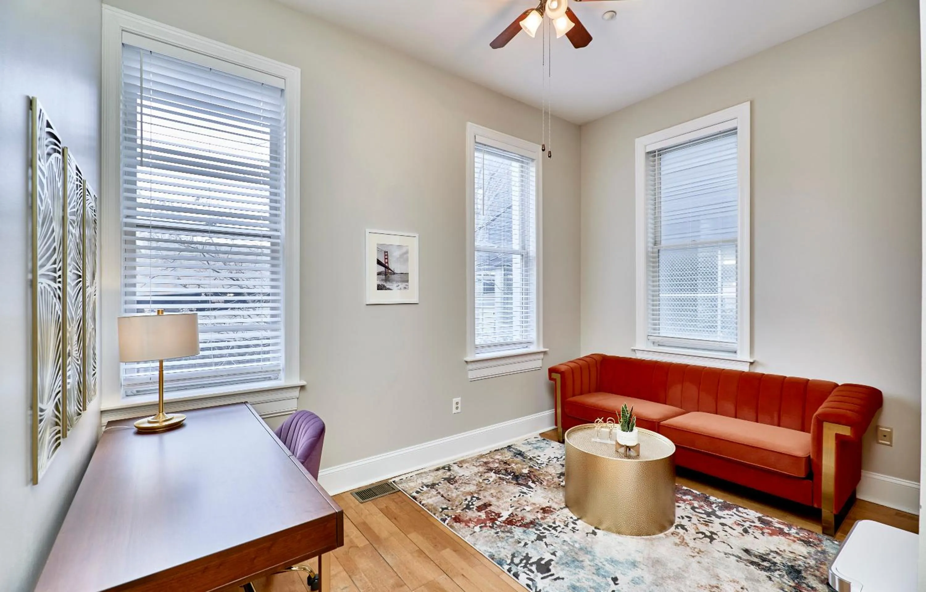 Living room in WhiteHouse at Grand Central