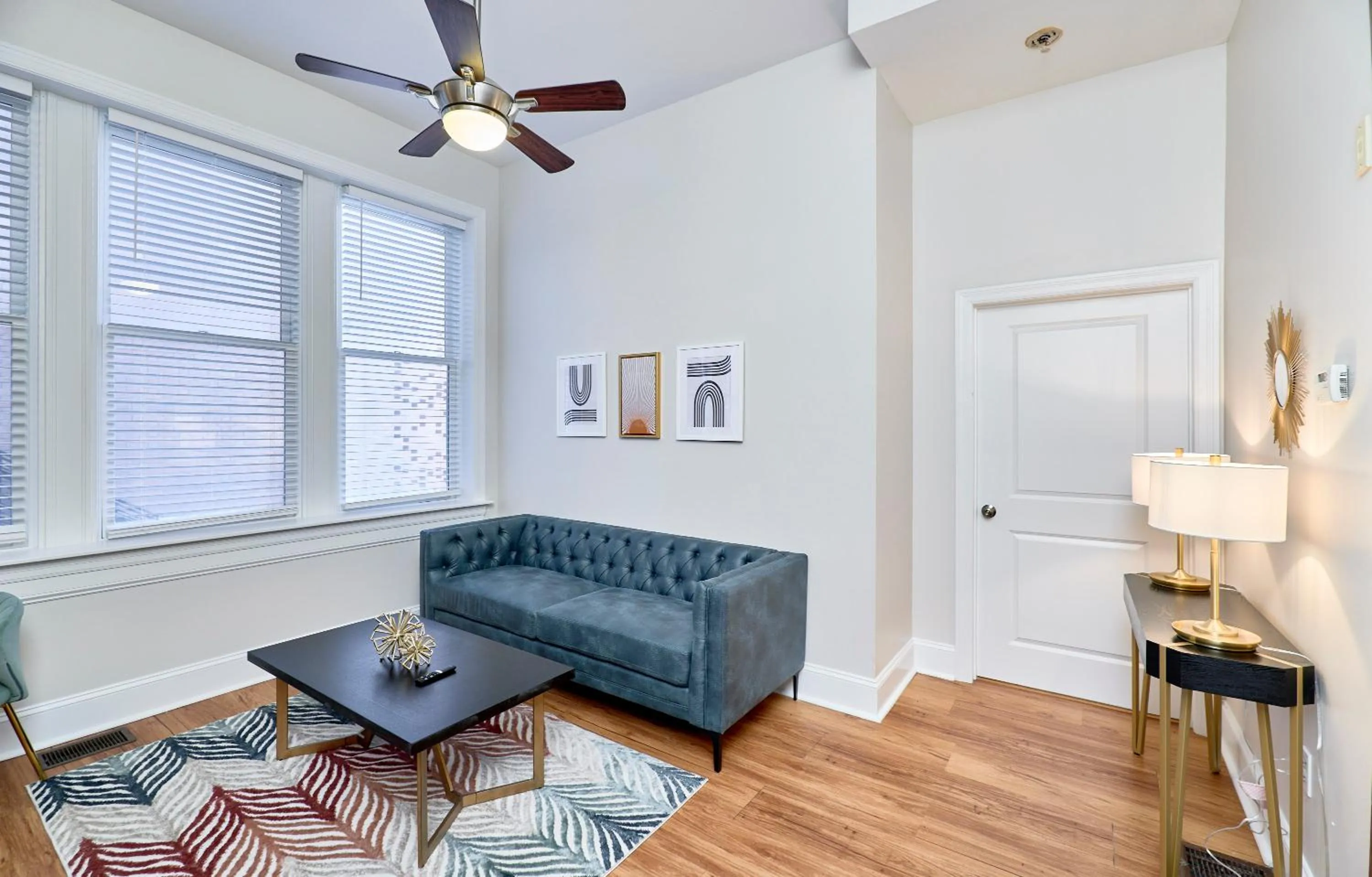 Living room in WhiteHouse at Grand Central