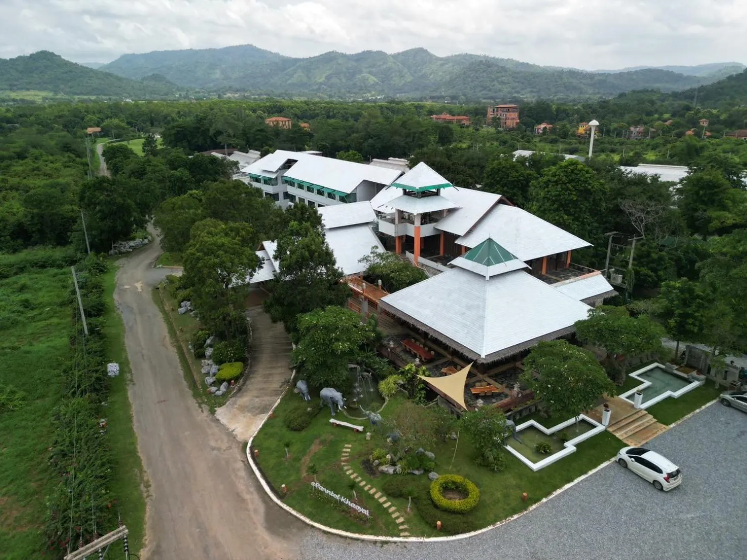 Property building in ปานเทล เขาใหญ่ Parntel KhaoYai