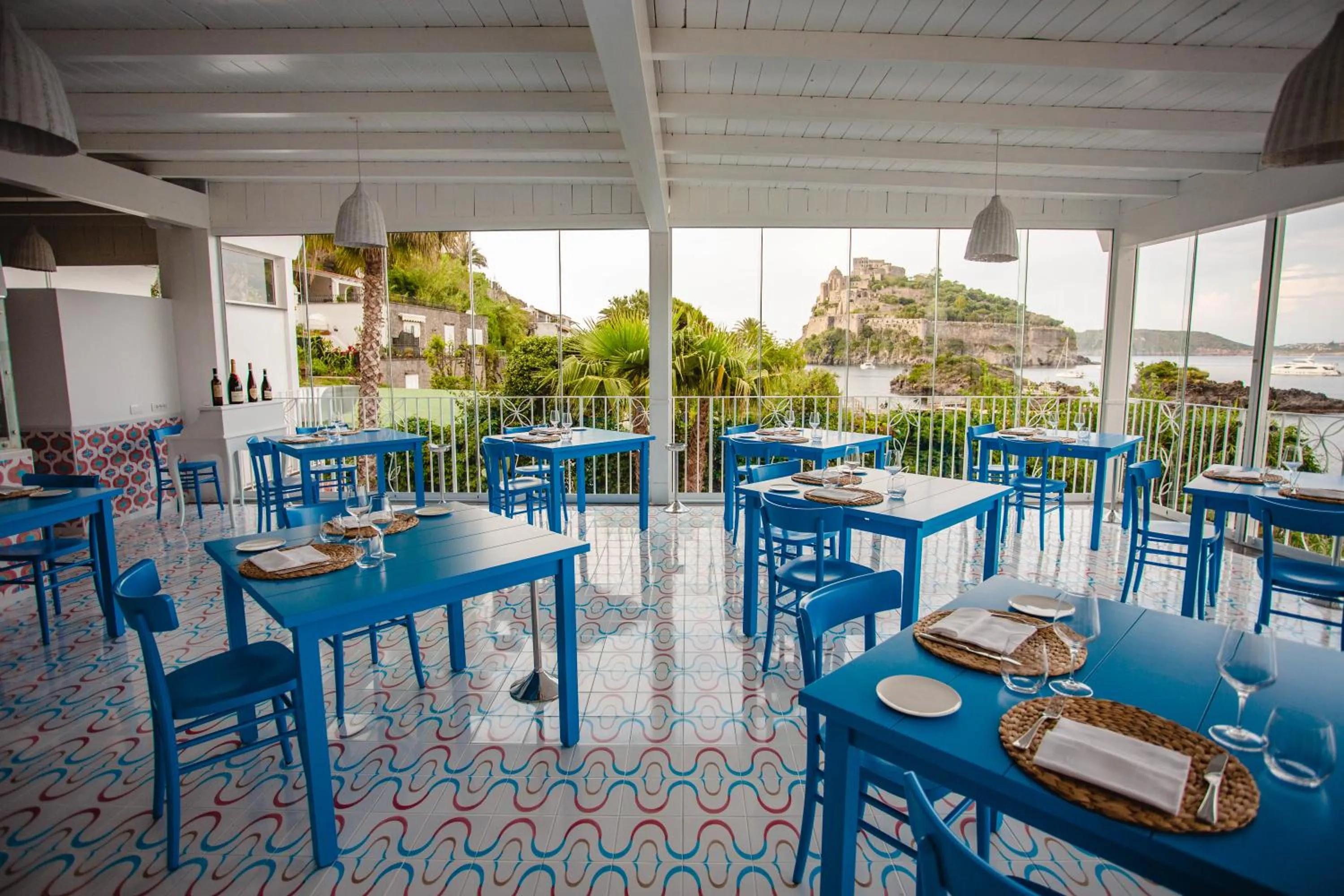 Restaurant/places to eat in Strand Hotel Delfini