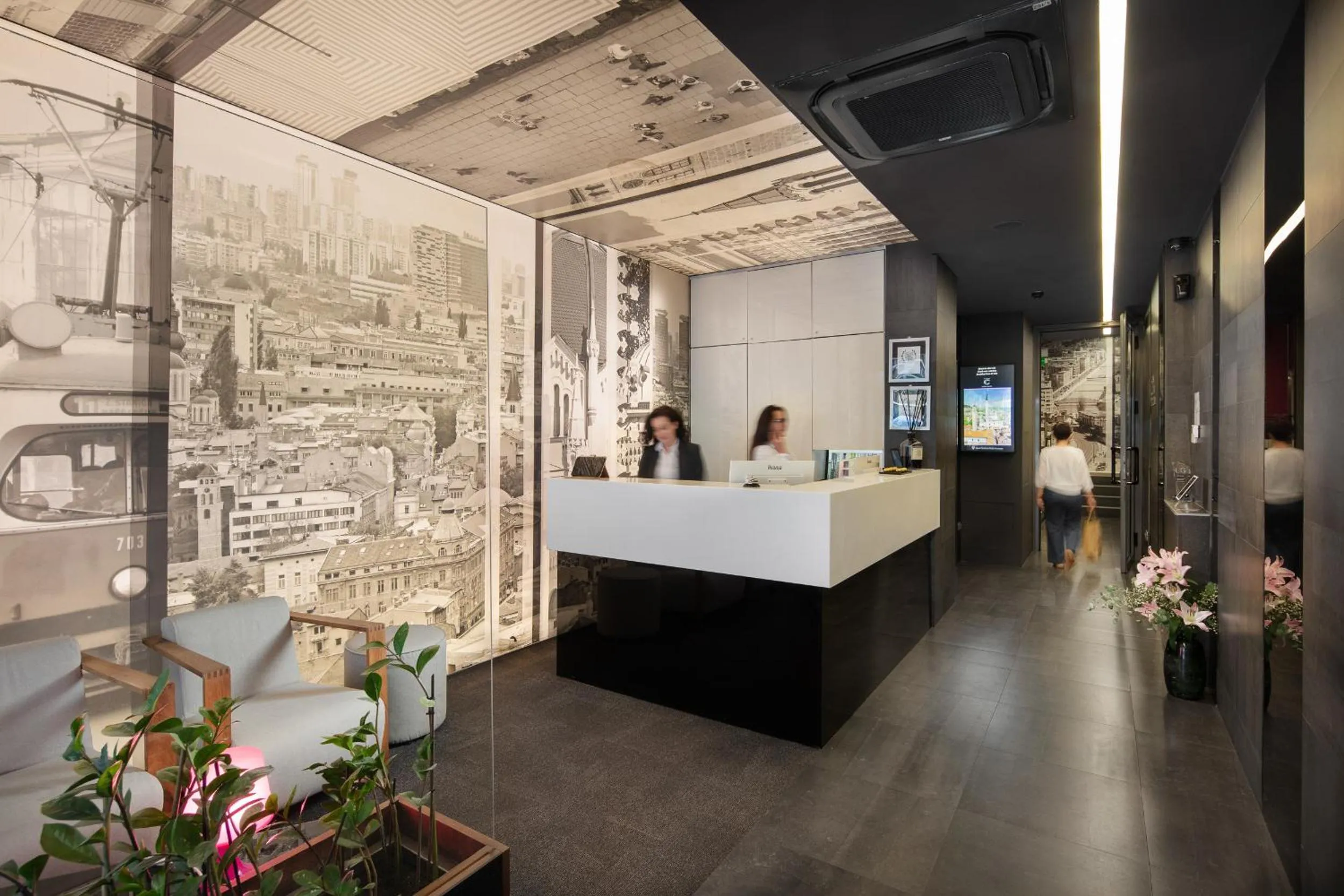 Lobby or reception in Hotel Colors Inn