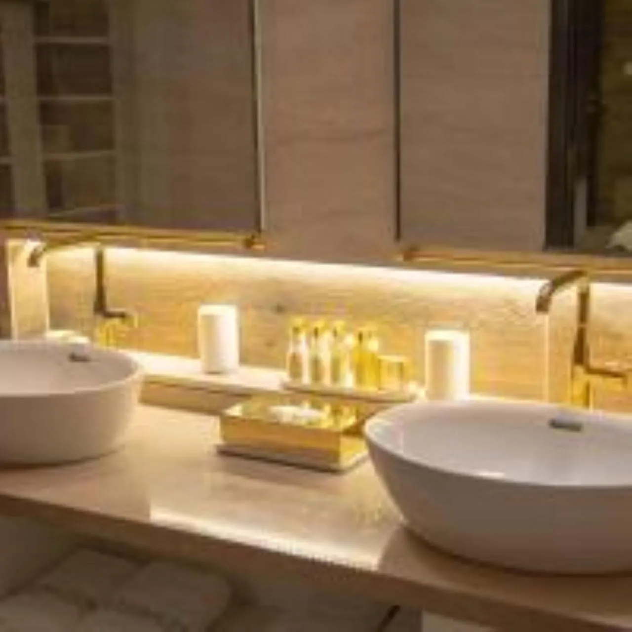 Bathroom in Home Suites Boutique Hotel Freetown