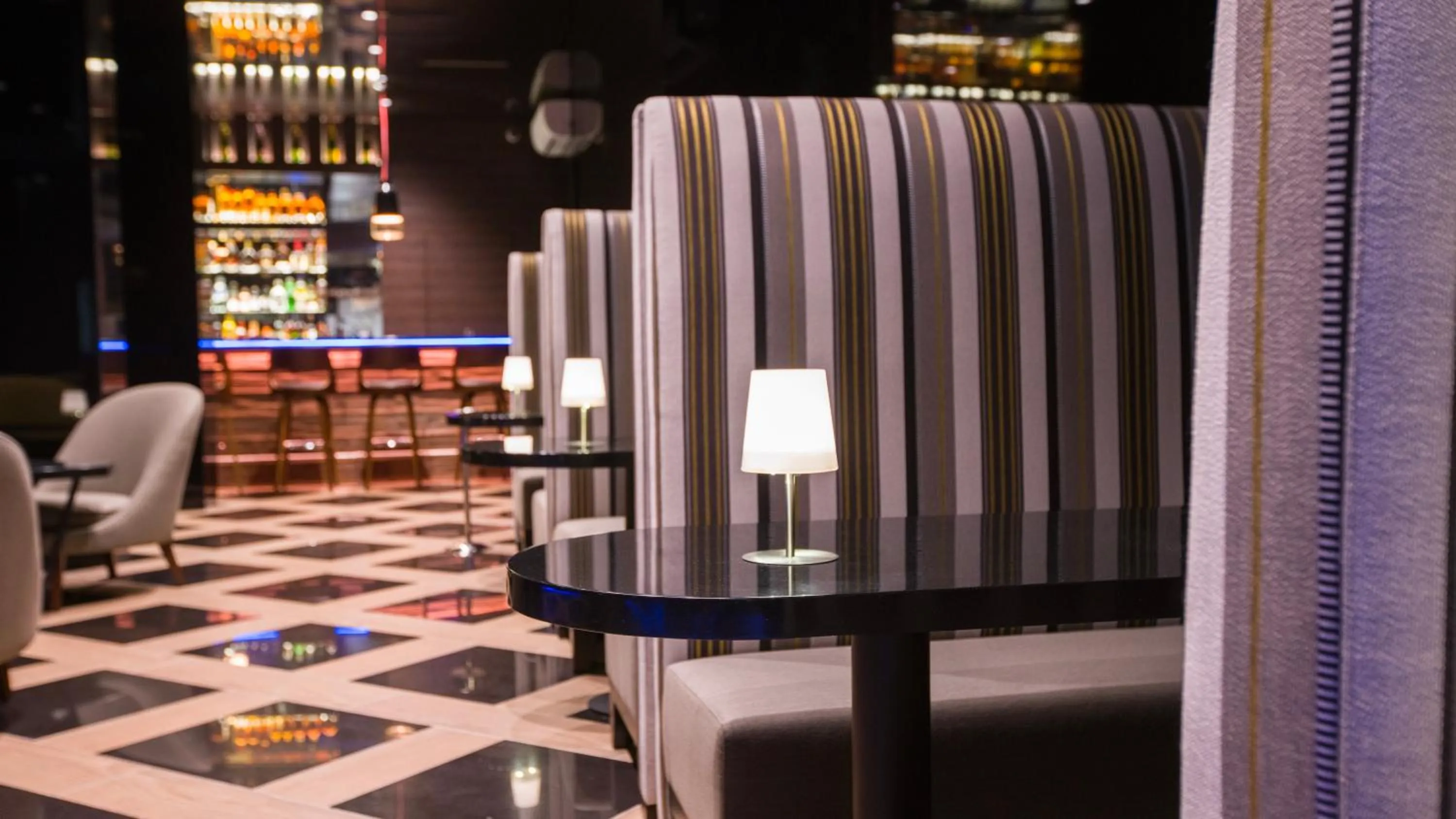 Lounge or bar in Home Suites Boutique Hotel Freetown