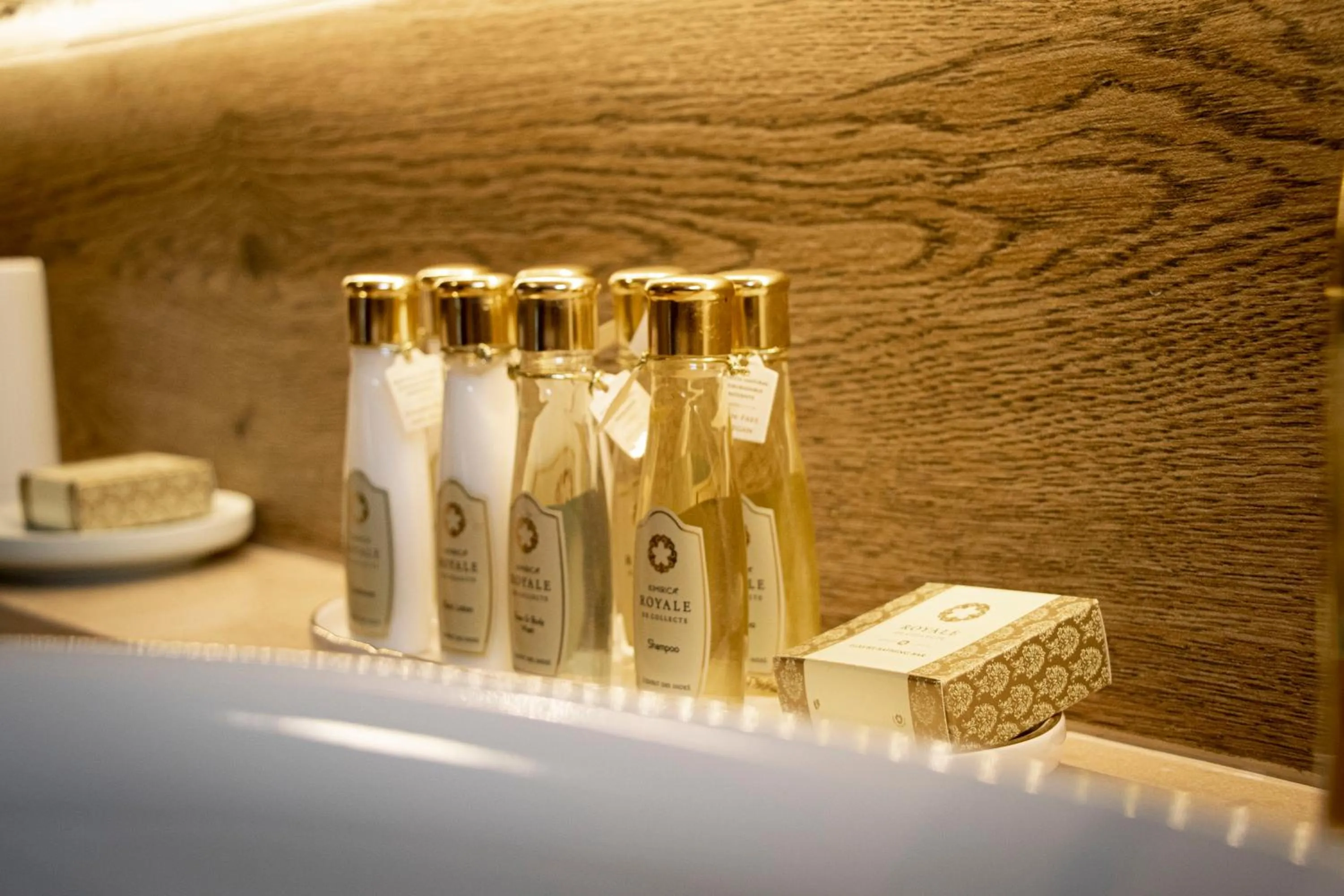 Bathroom in Home Suites Boutique Hotel Freetown