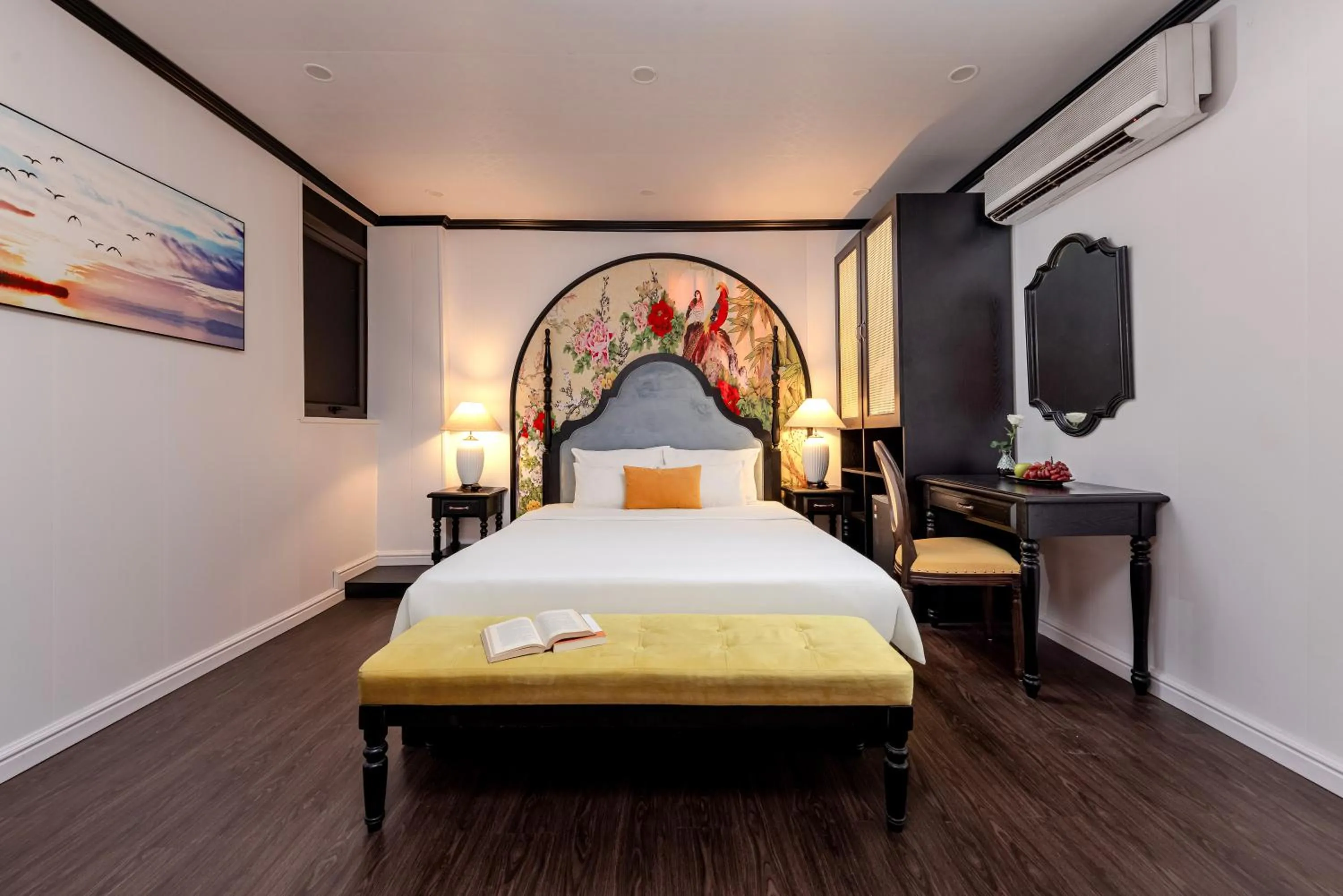 Bed in Hanoi Elpis Hotel & Spa