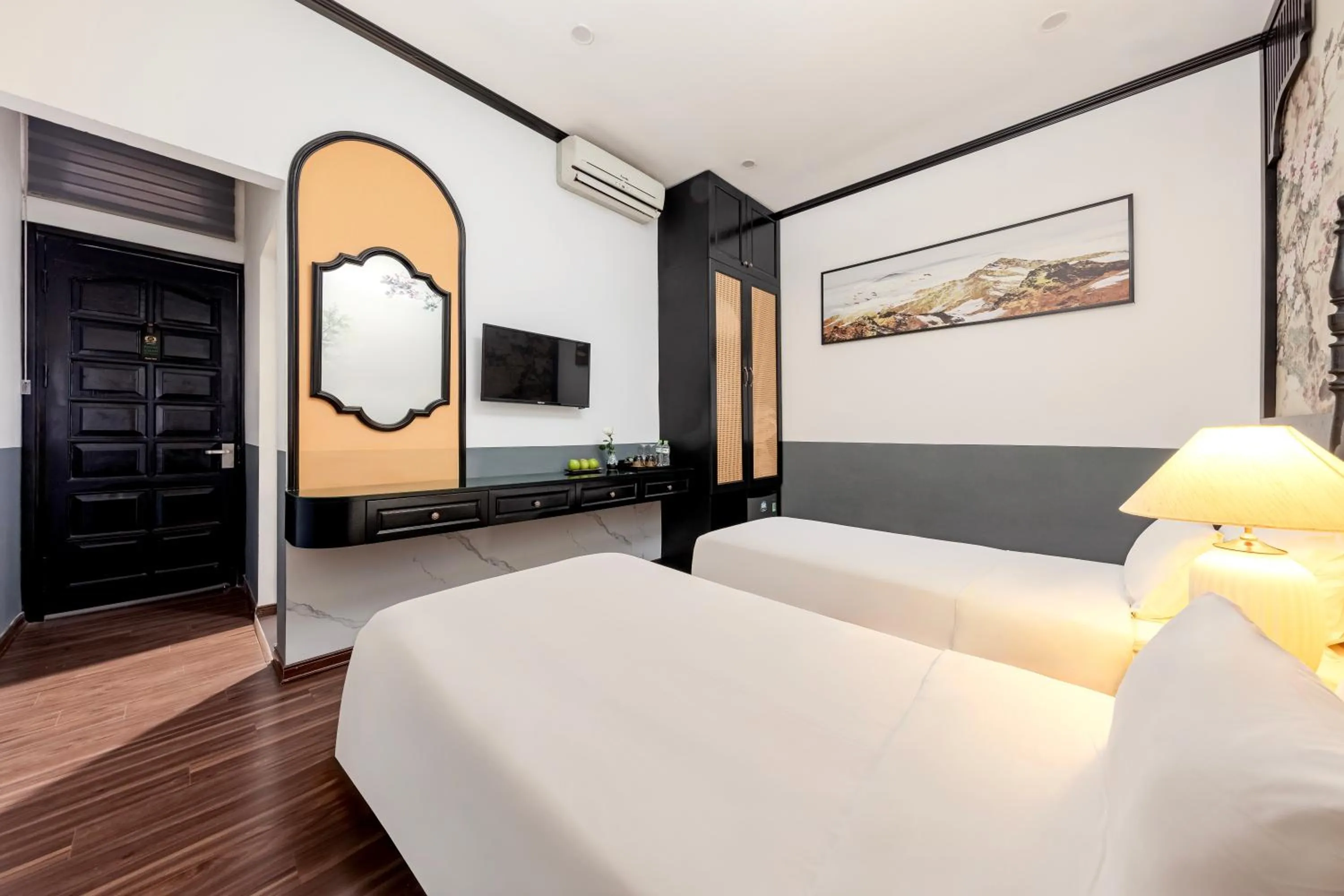 Bed in Hanoi Elpis Hotel & Spa