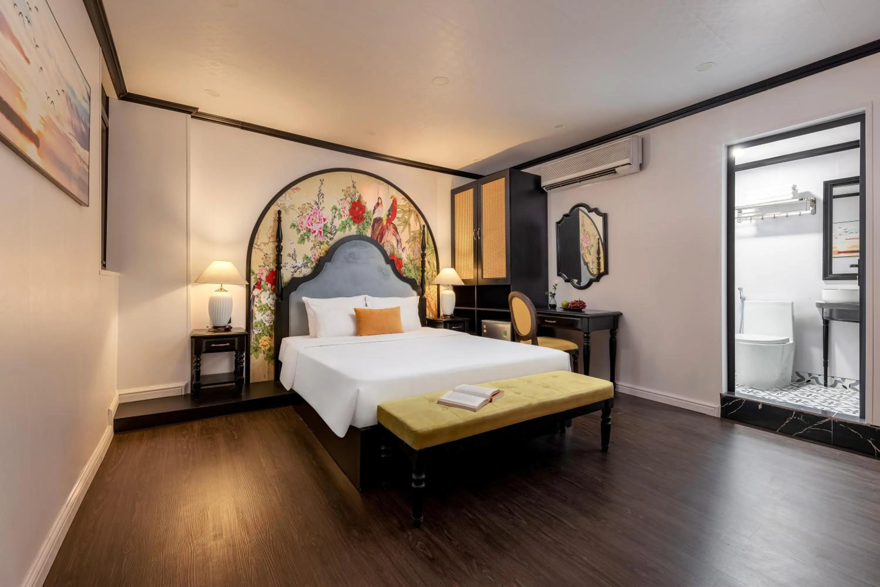 Bed in Hanoi Elpis Hotel & Spa