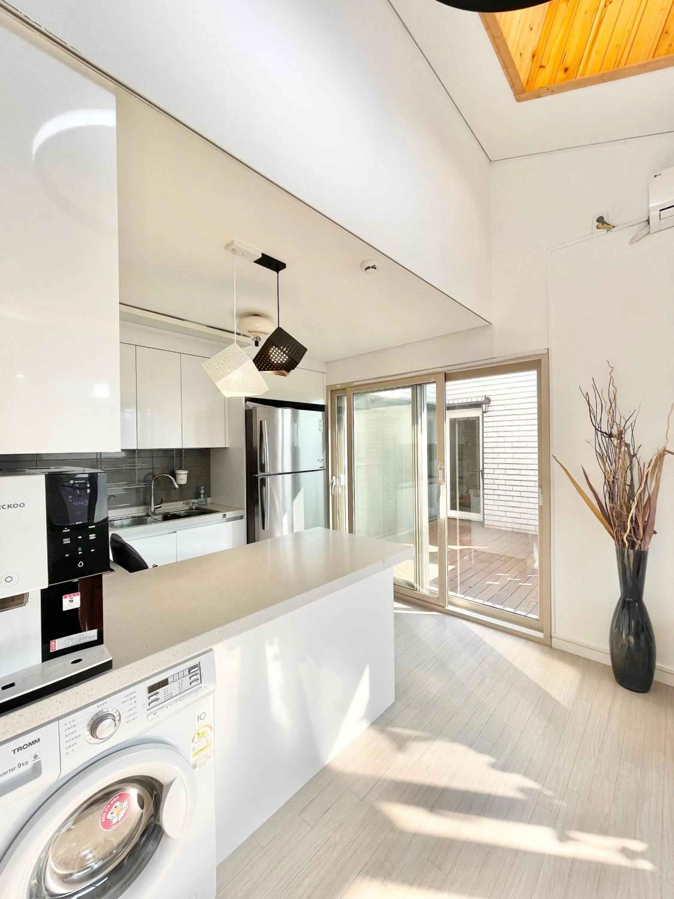 Property building in Koin Guesthouse Incheon airport