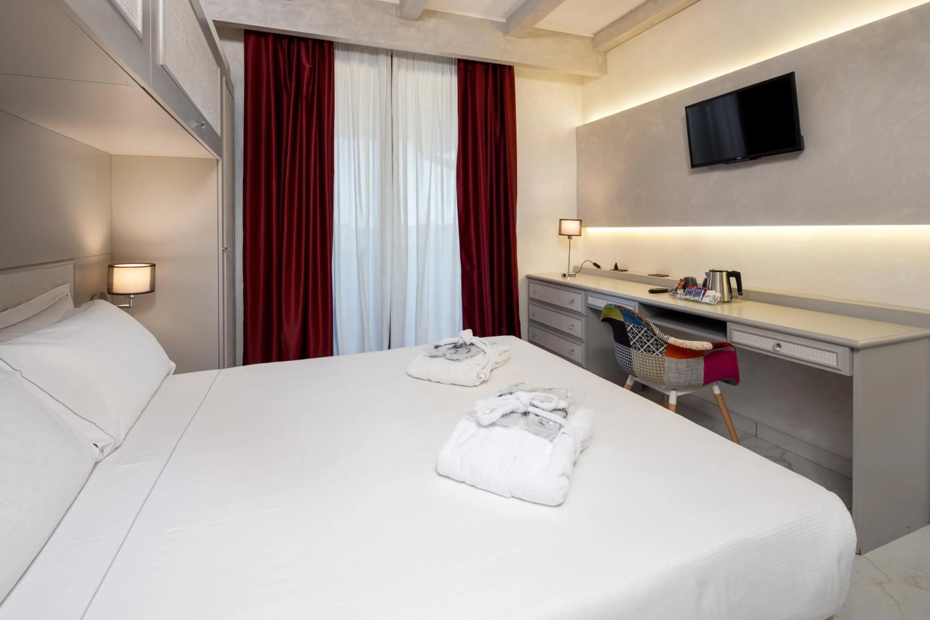 Bedroom, Bed in Best Western Modena District