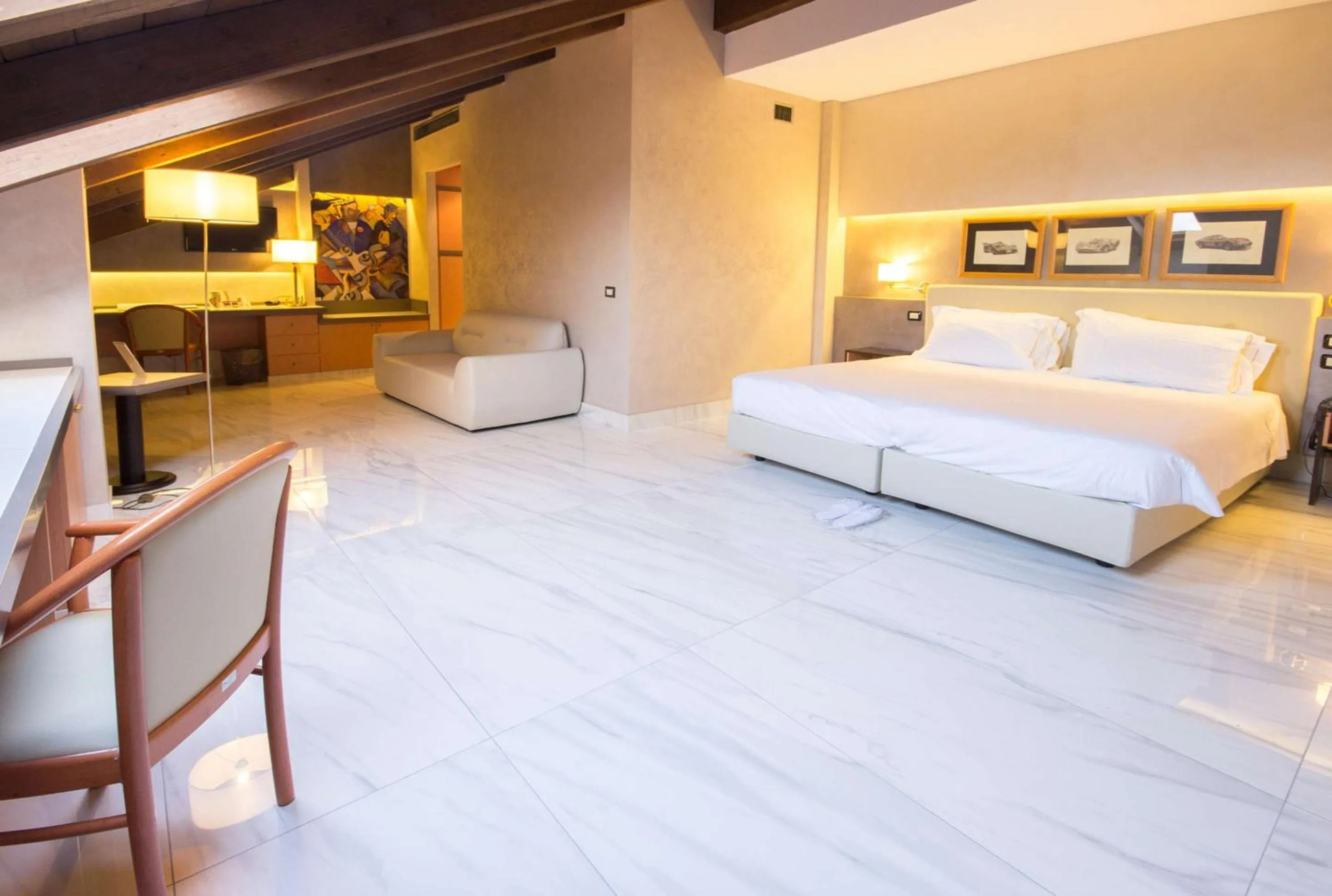 TV and multimedia, Bed in Best Western Modena District