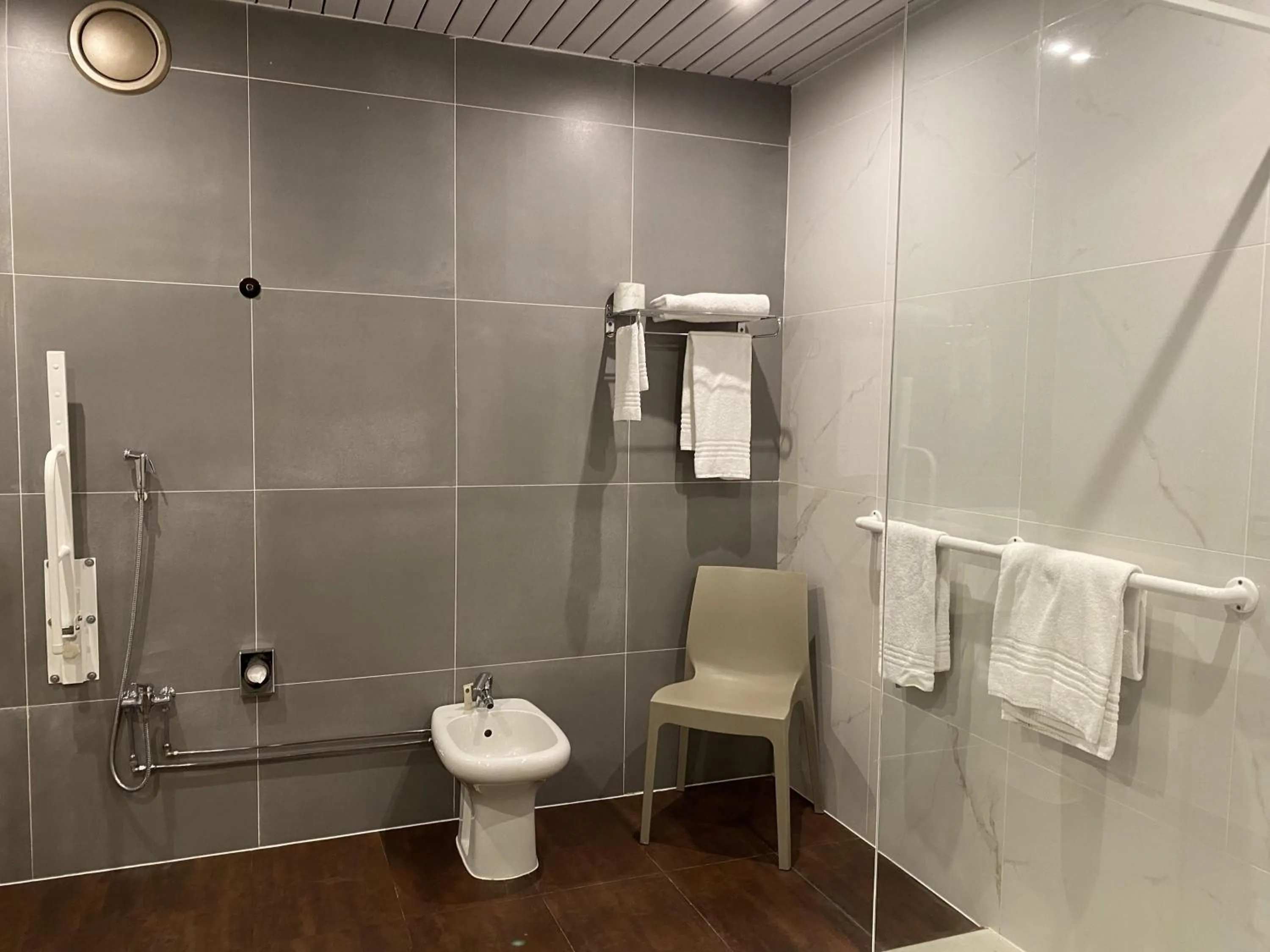 Bathroom in Best Western Modena District