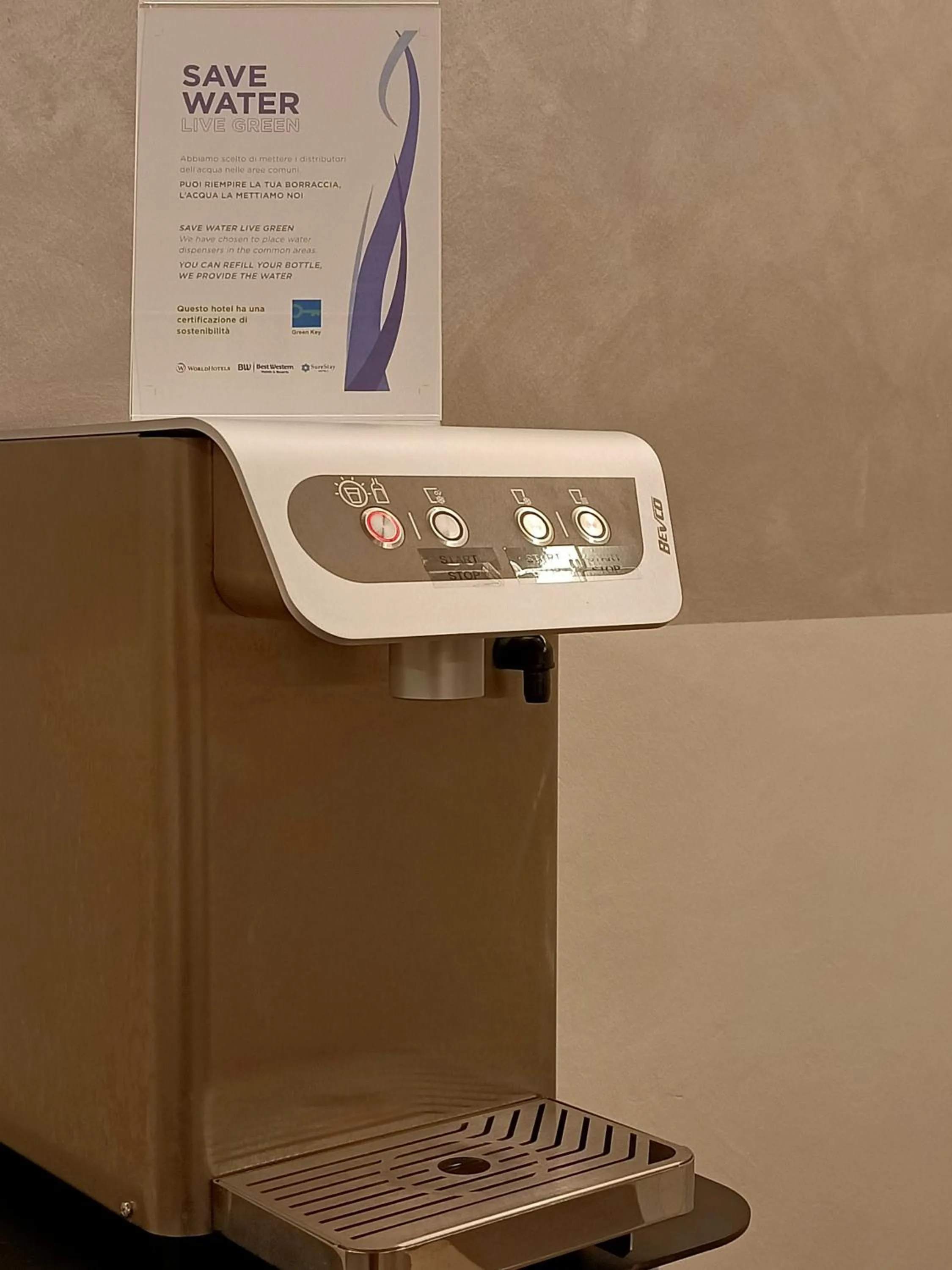 vending machine in Best Western Modena District