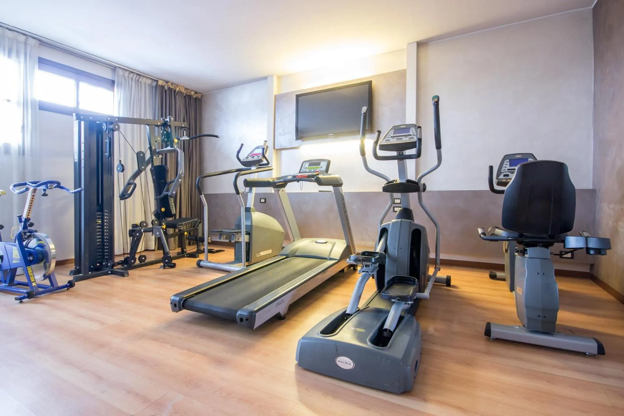 Fitness centre/facilities in Best Western Modena District
