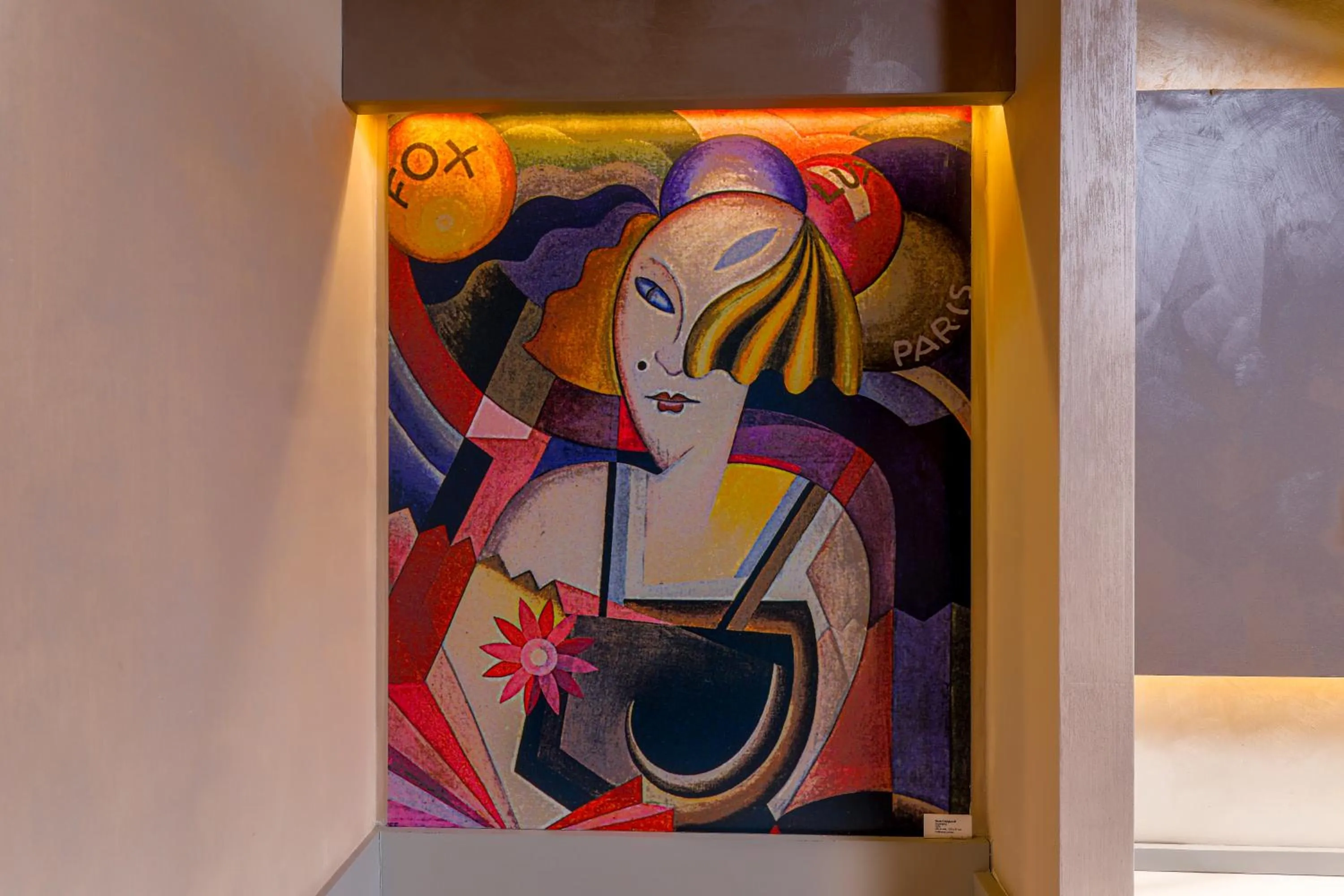 Decorative detail in Best Western Modena District