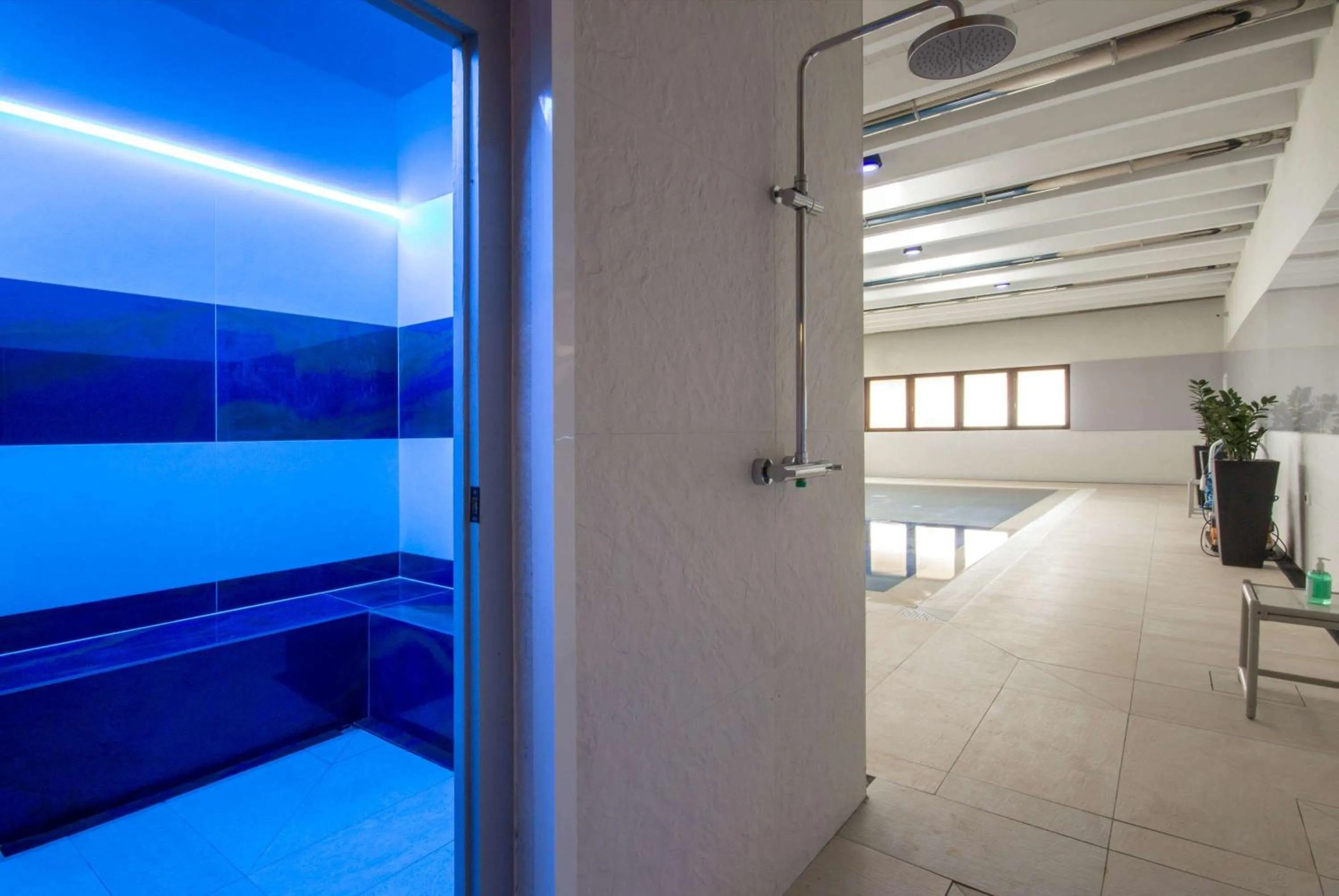 Pool view in Best Western Modena District