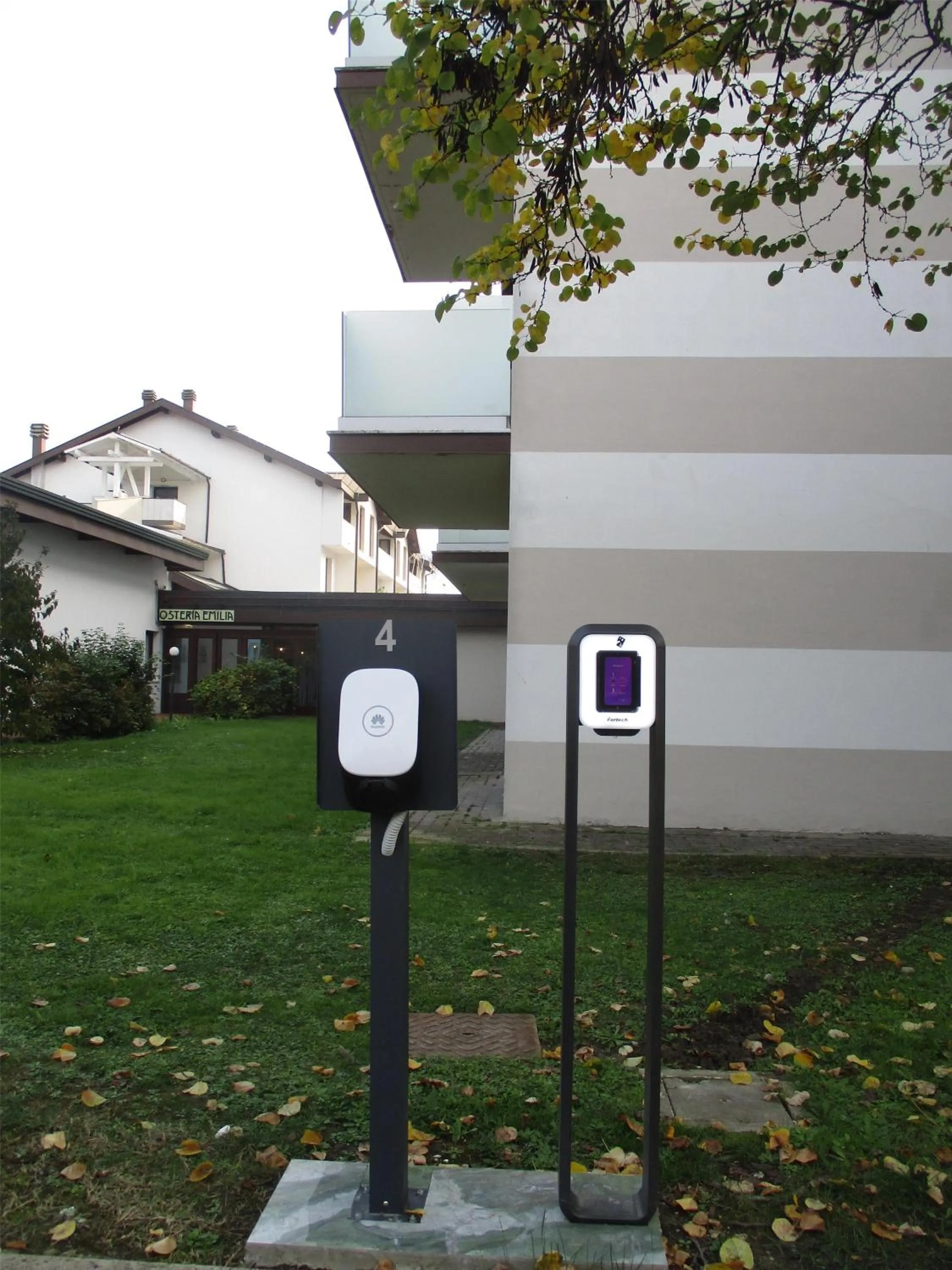 Property building in Best Western Modena District