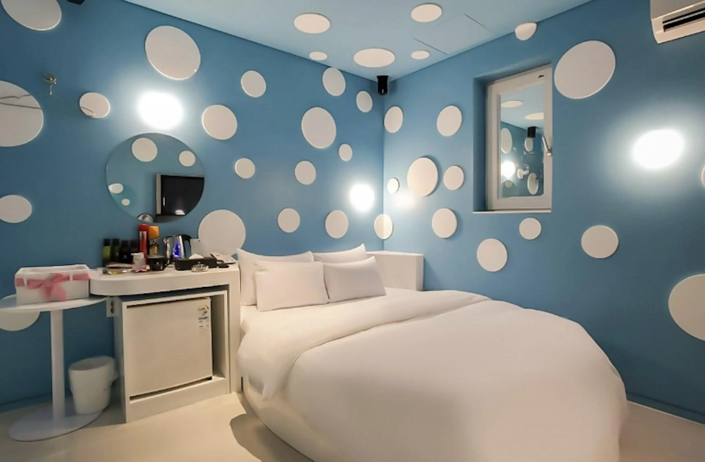 Bed in Nine Star Hotel