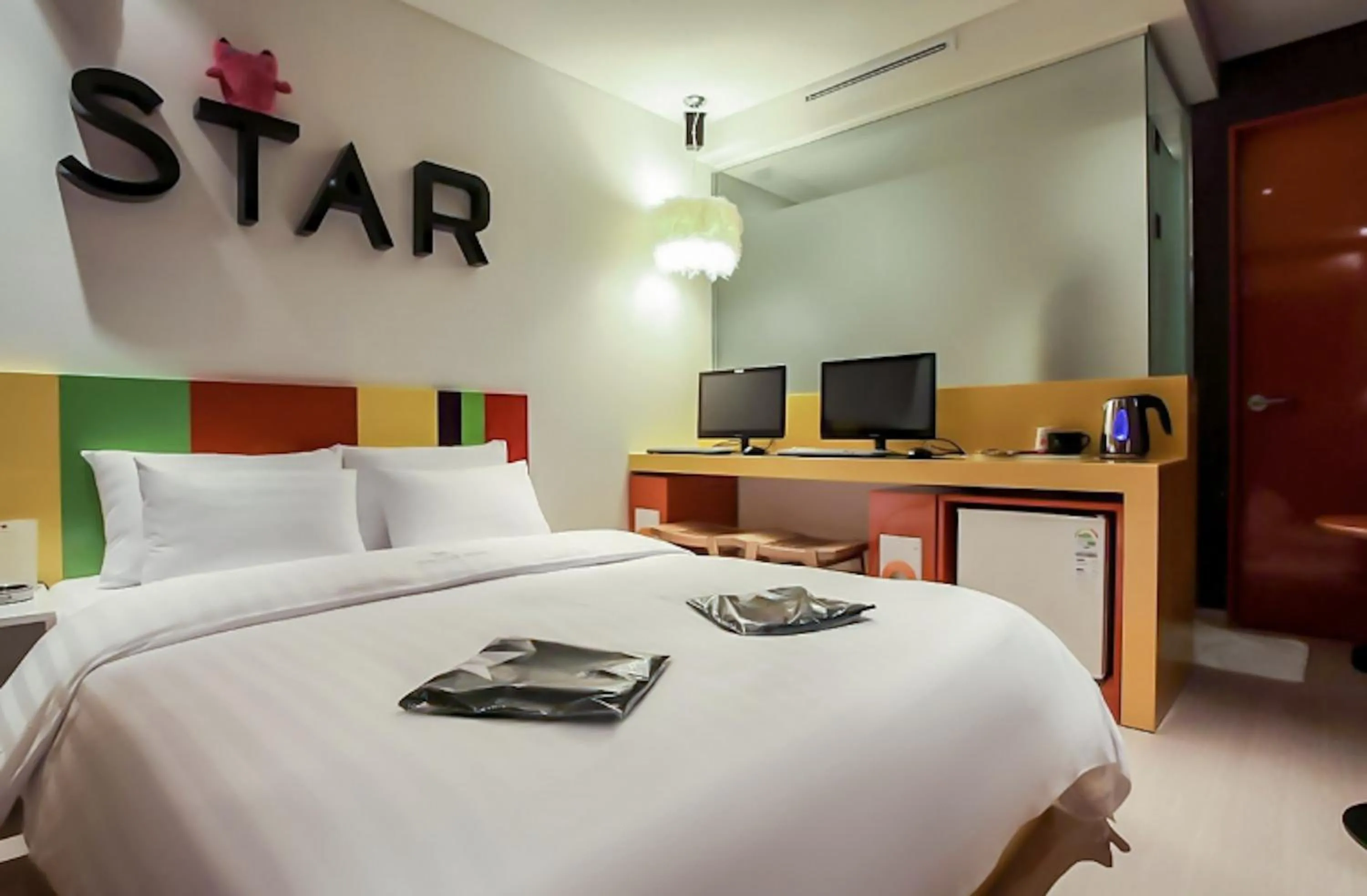Bed in Nine Star Hotel