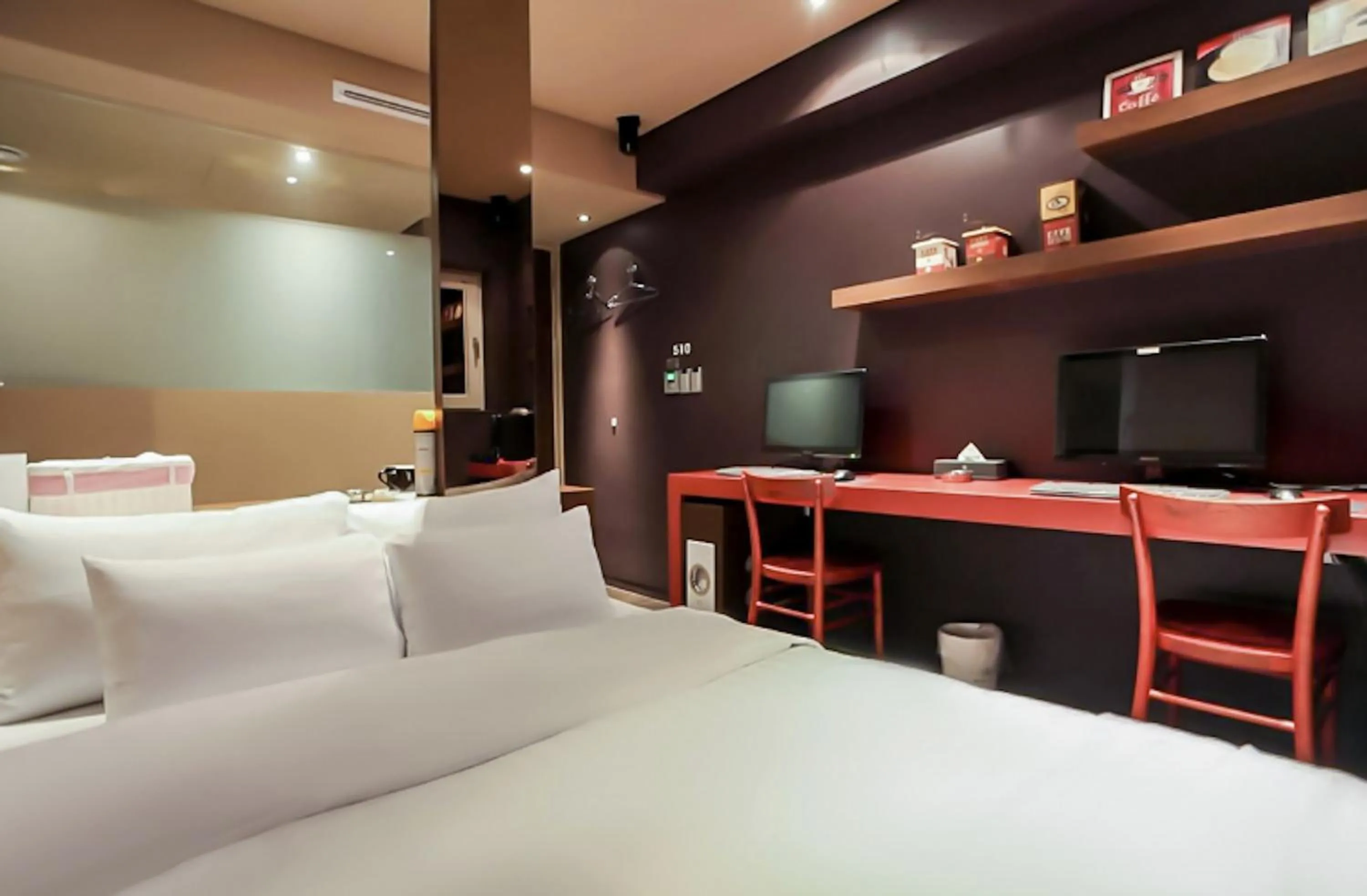 Bed in Nine Star Hotel