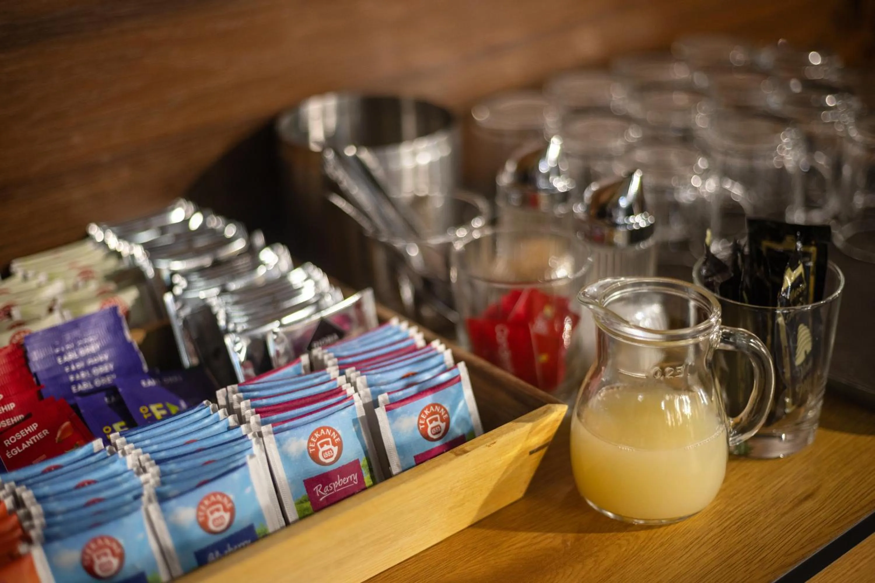 Drinks in R73 Residences