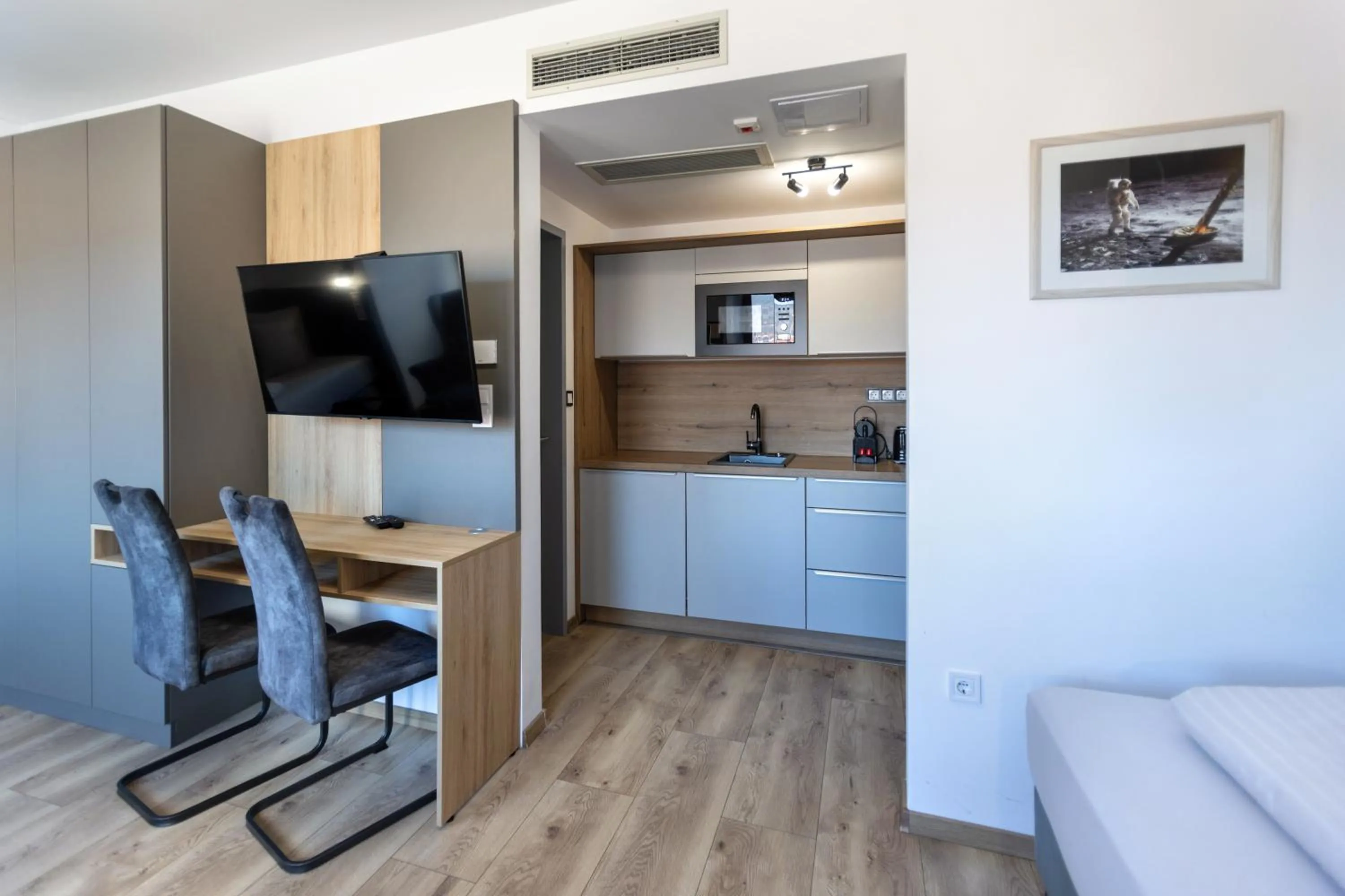 TV and multimedia in R73 Residences