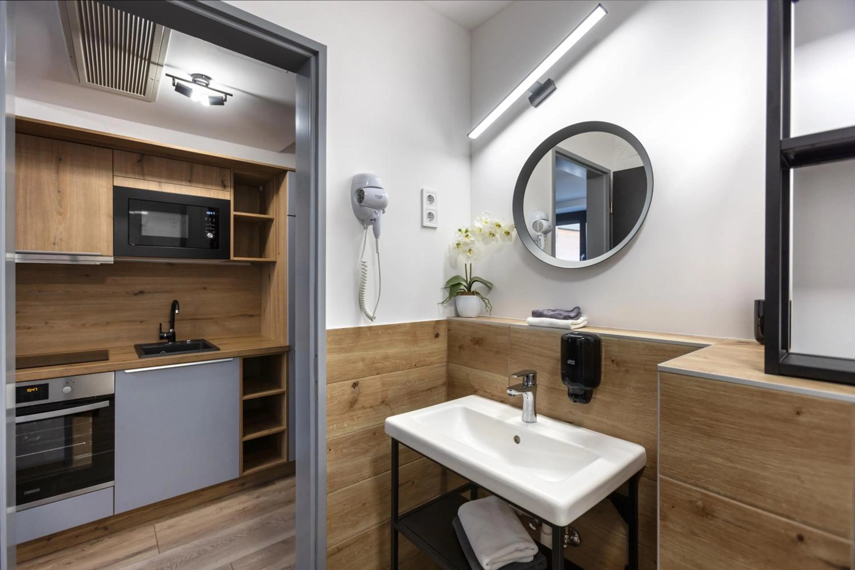 Toilet in R73 Residences