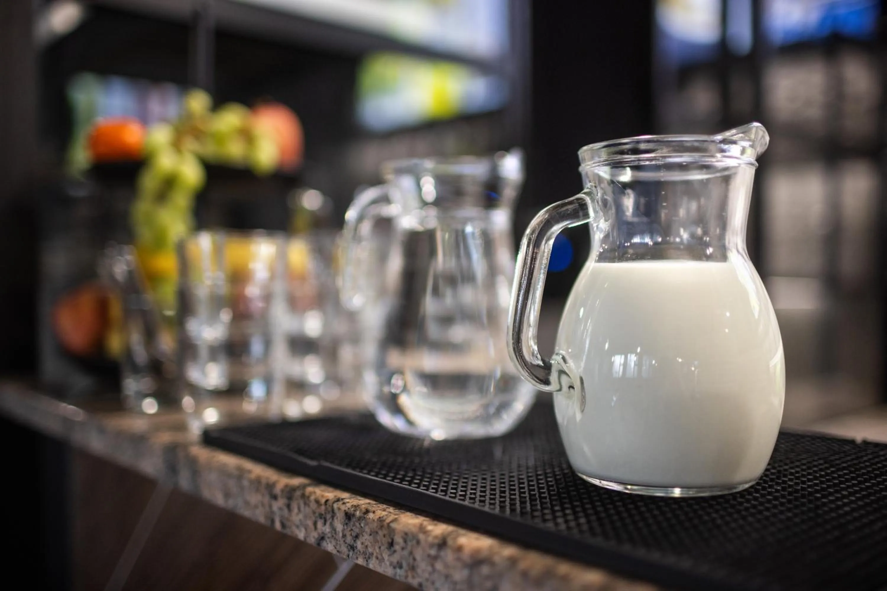 Drinks in R73 Residences