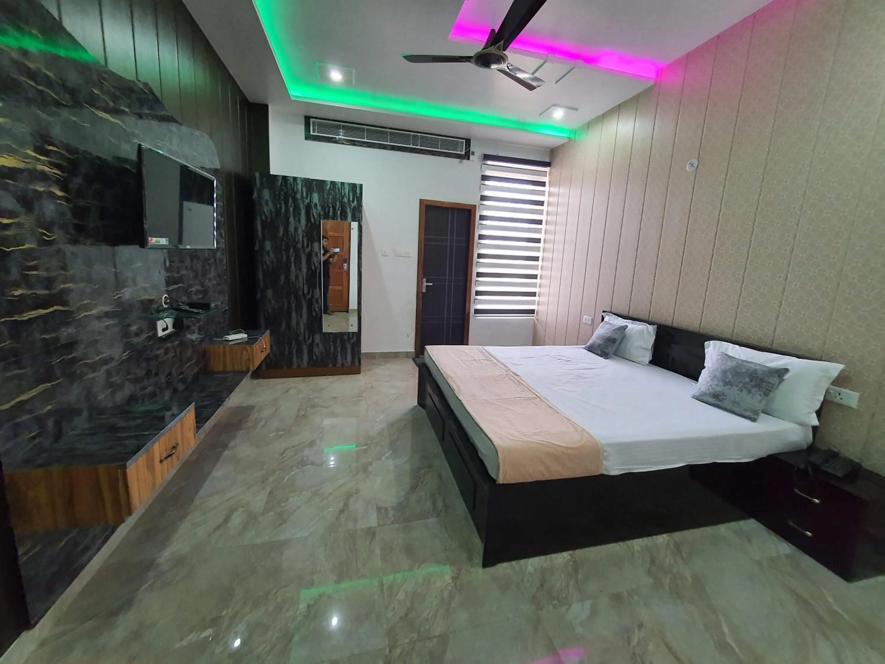 View (from property/room), Bed in Surja Resort