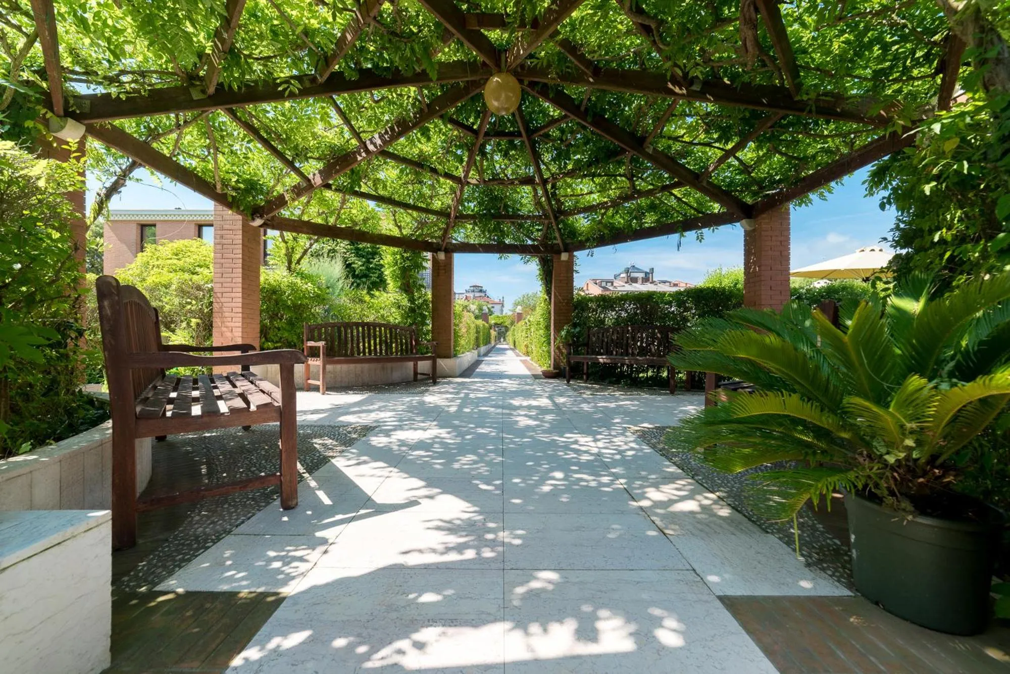 Garden view in DB Villas Le Ville del Lido Resort