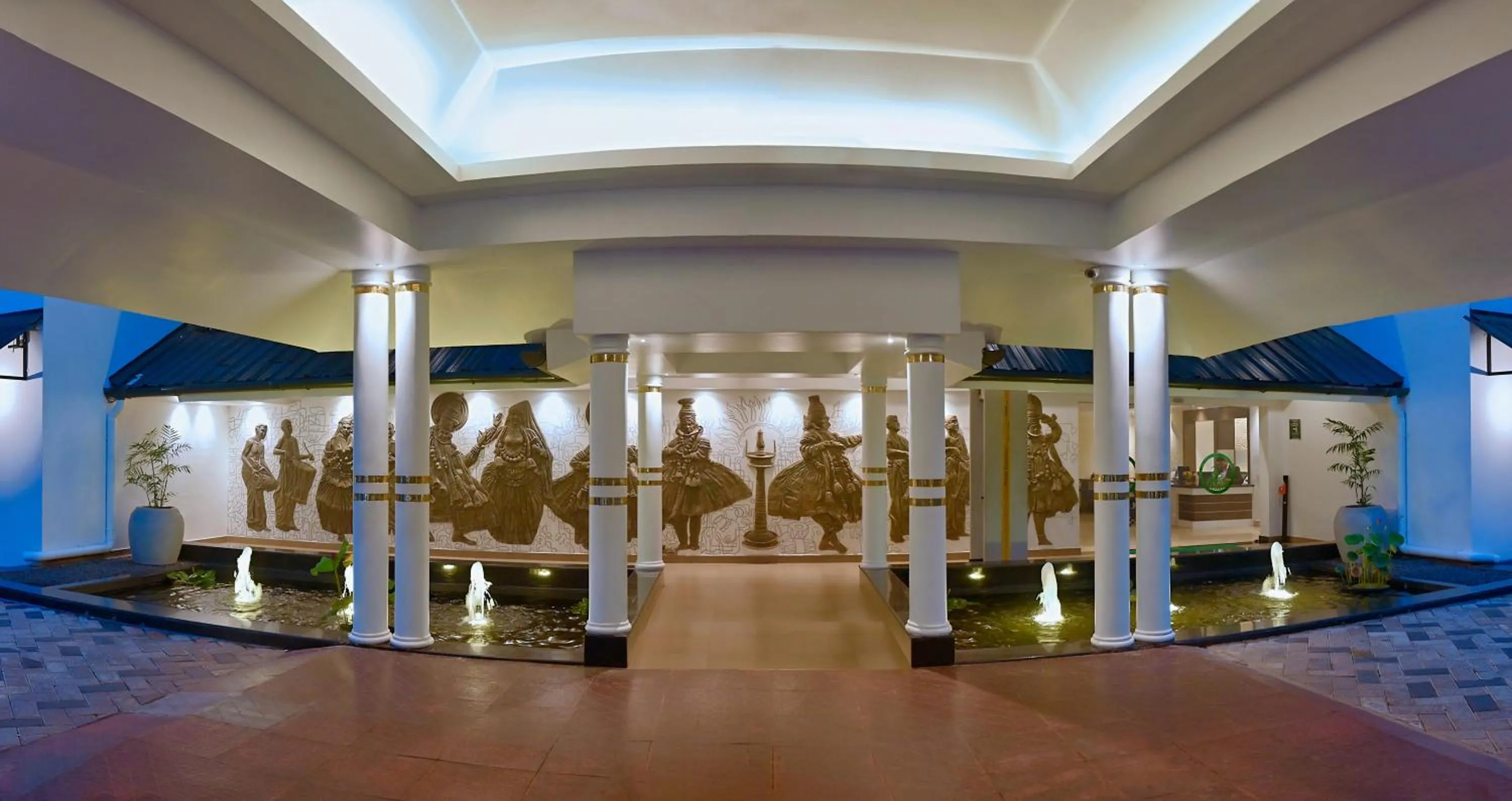 Facade/entrance in Contour Backwaters Hotel Resort & Convention Centre