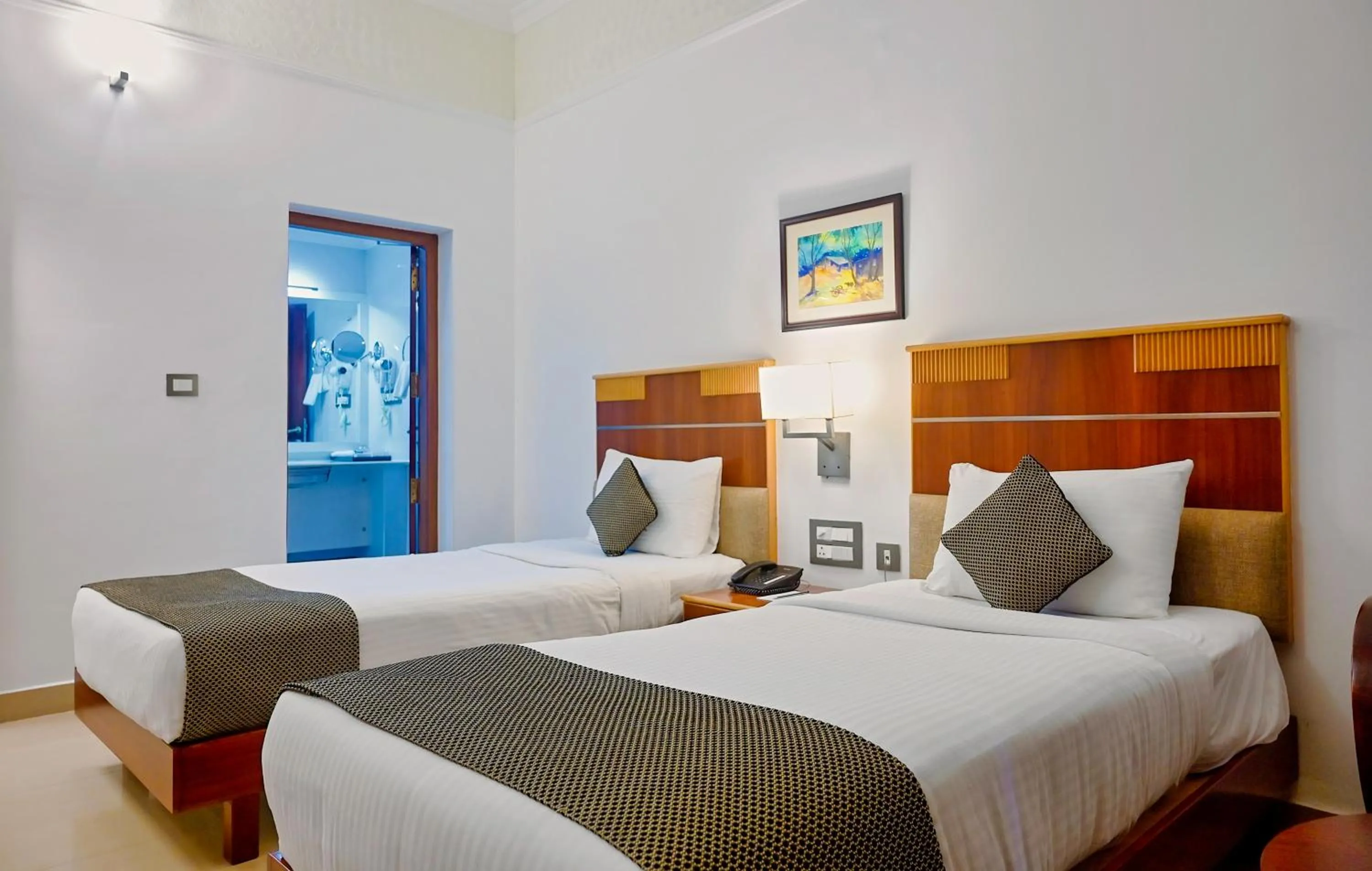 Bedroom, Bed in Contour Backwaters Hotel Resort & Convention Centre