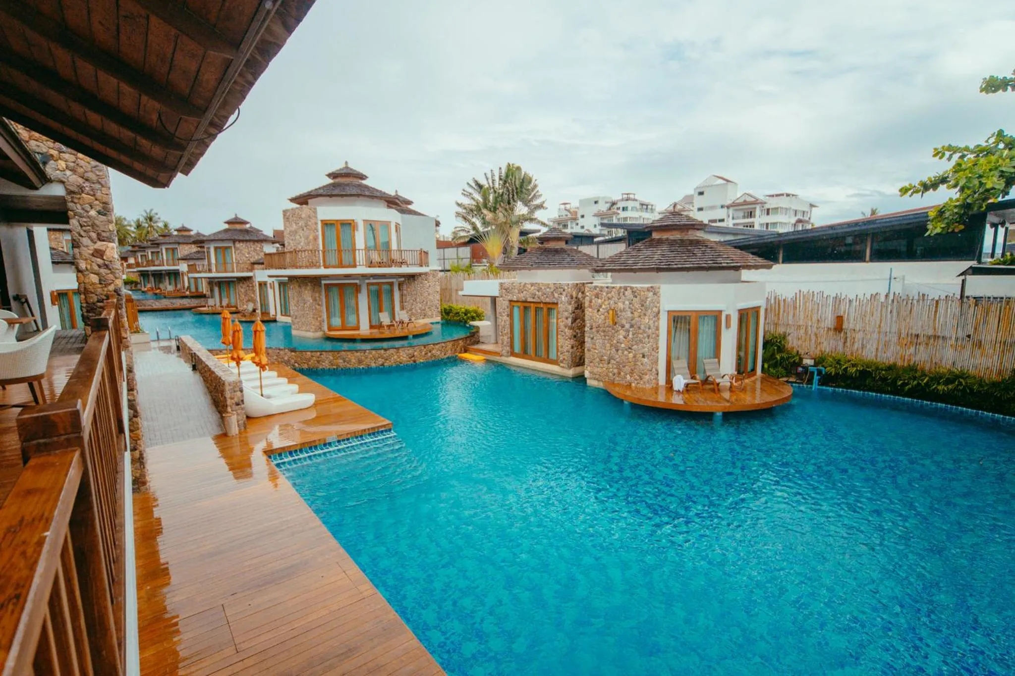 Pool view in Yotaka Khanom