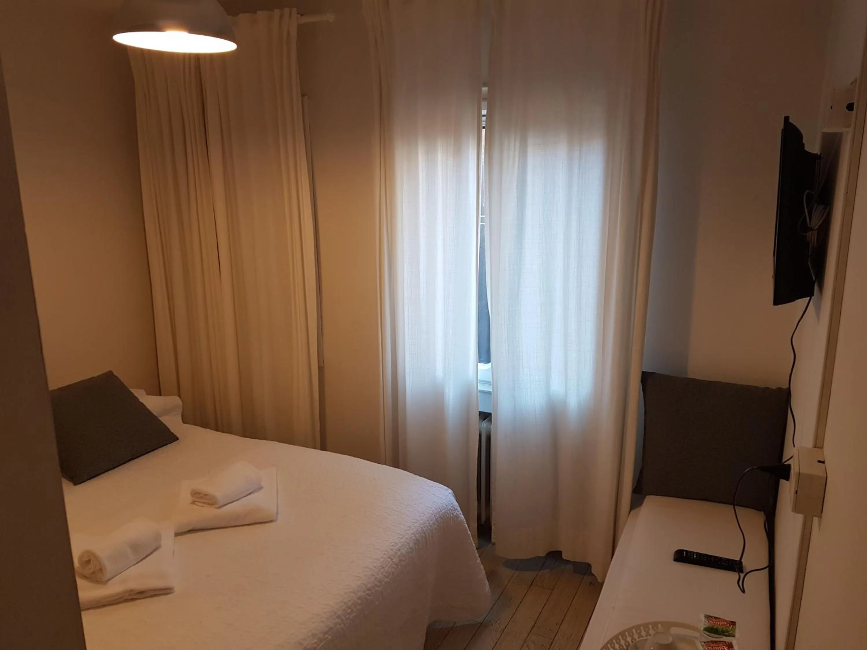 Bedroom, Bed in Al Portico Guest House