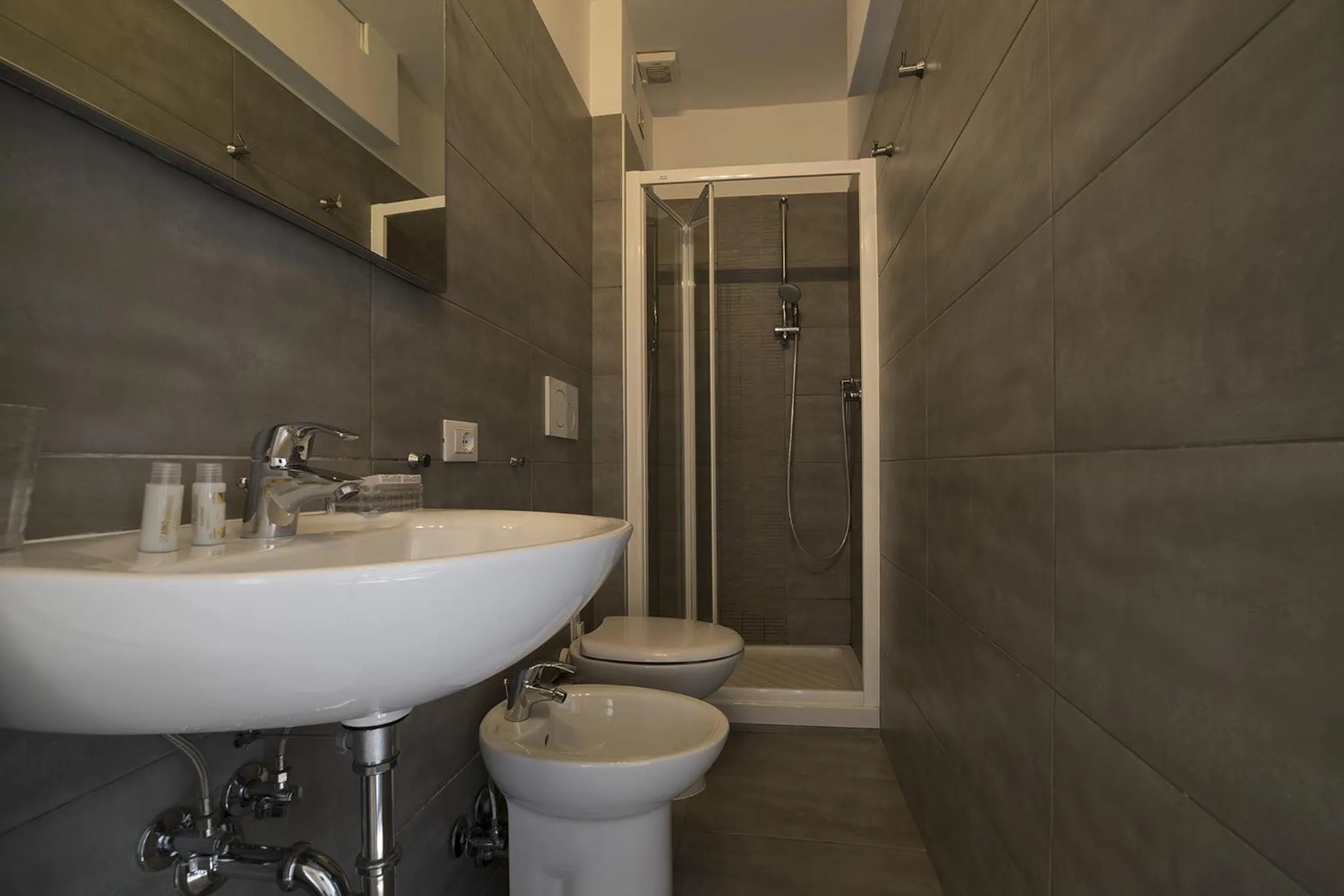 Al Portico Guest House