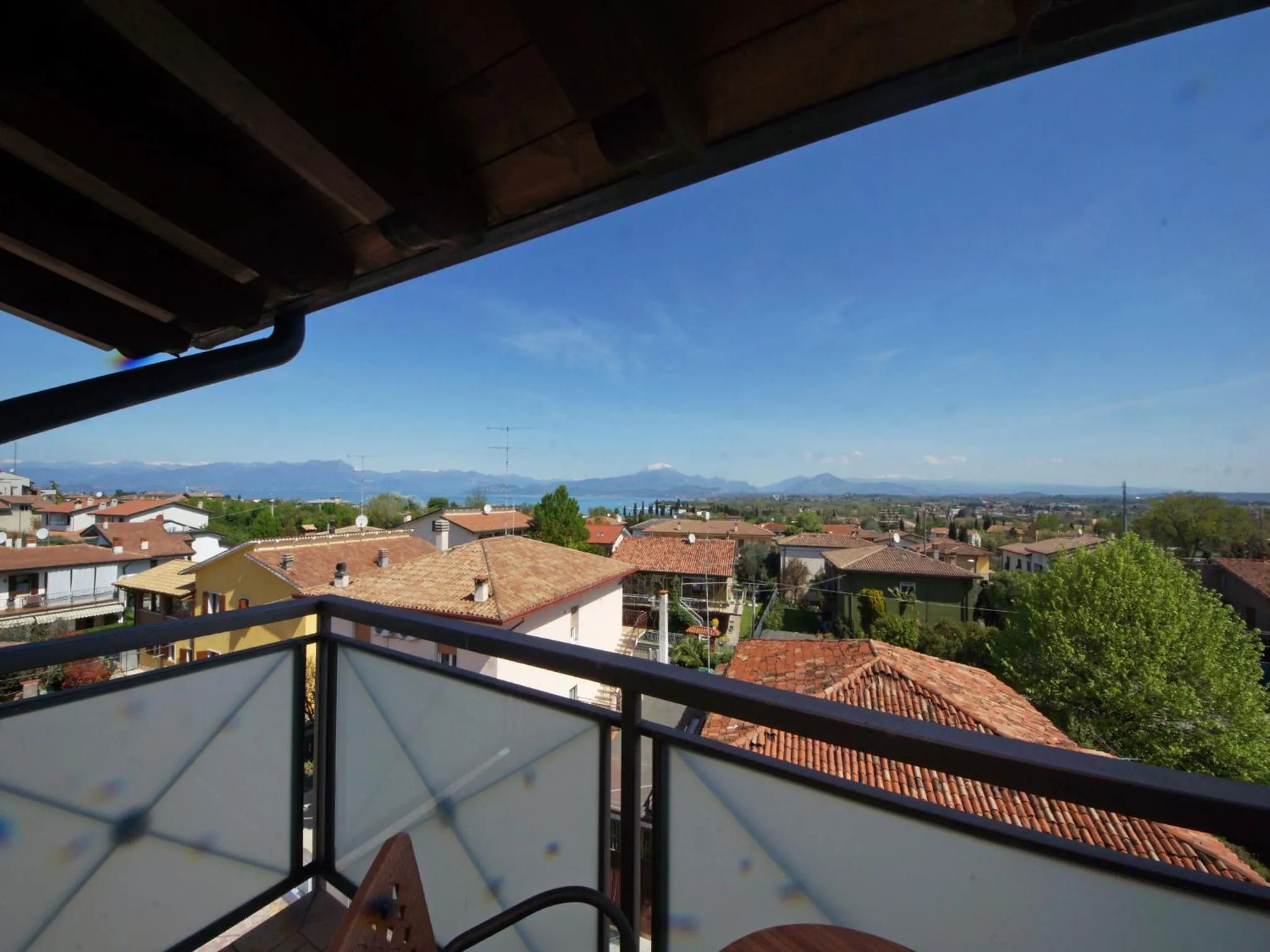 Lake view in Hotel Clarin 14 by Dori