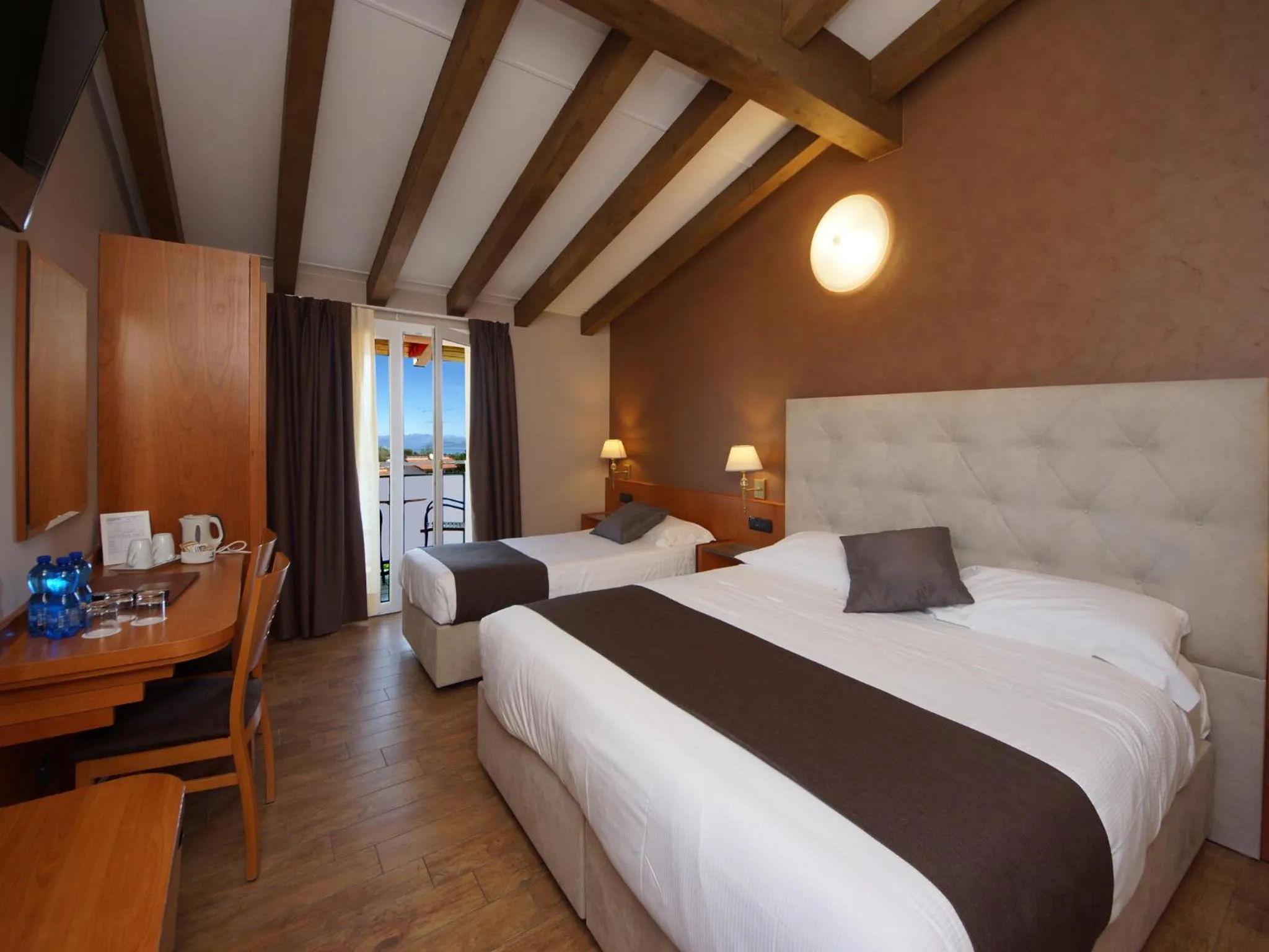 Bed in Hotel Clarin 14 by Dori