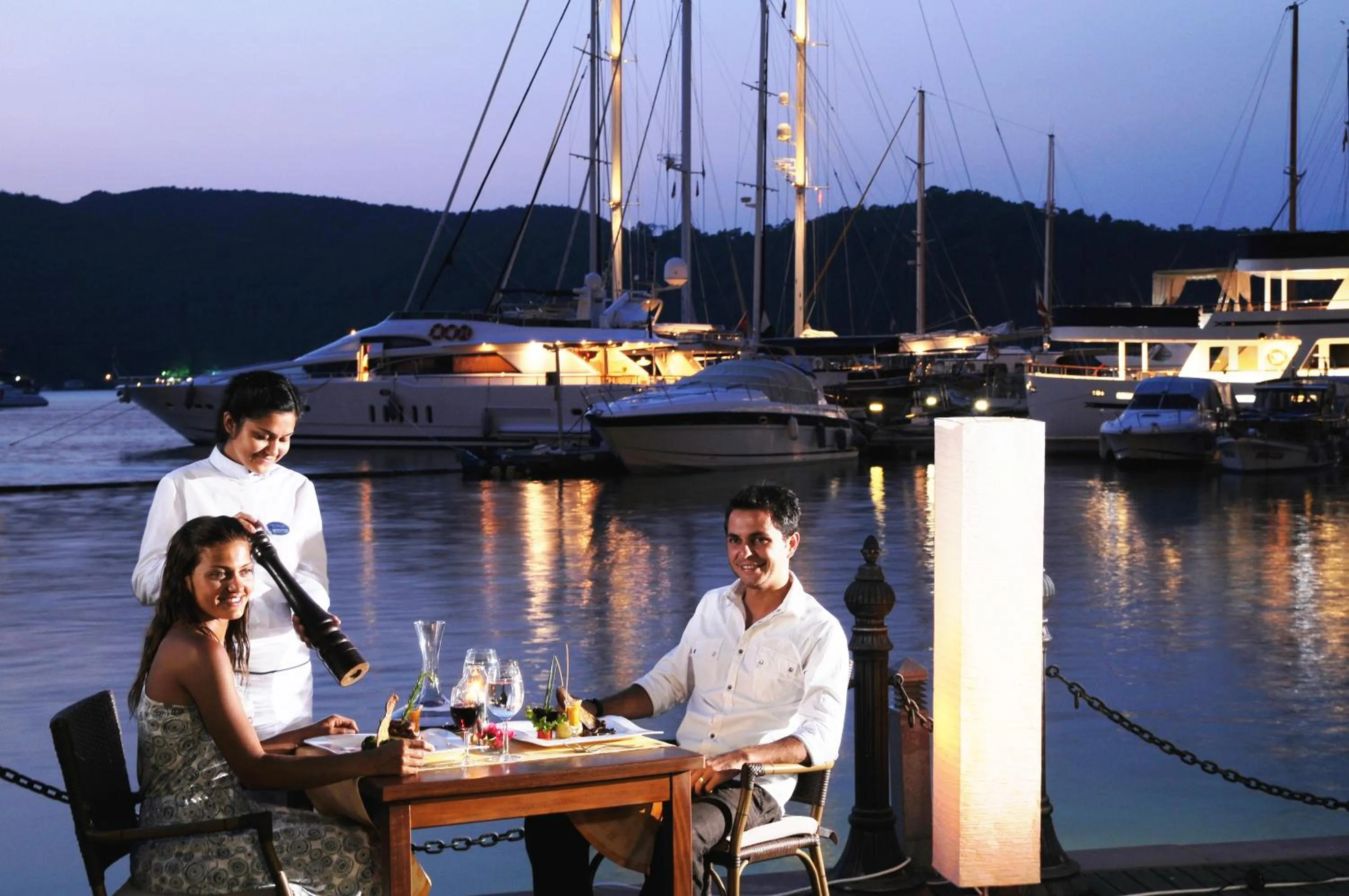 Restaurant/places to eat in Ece Saray Marina Resort