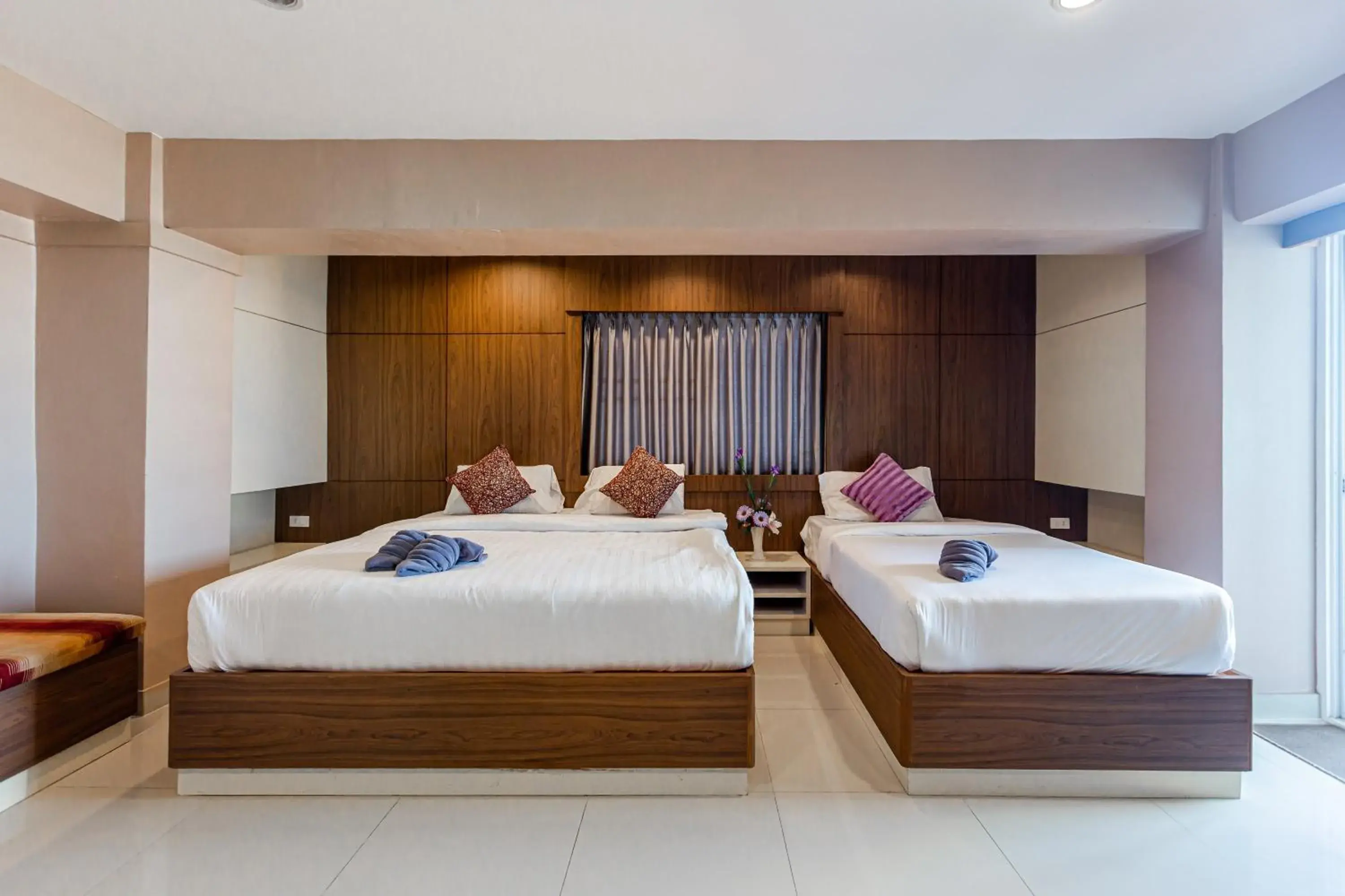 Deluxe Triple Room in Latin Garden Hotel Deluxe Triple Room in Latin Garden Hotel