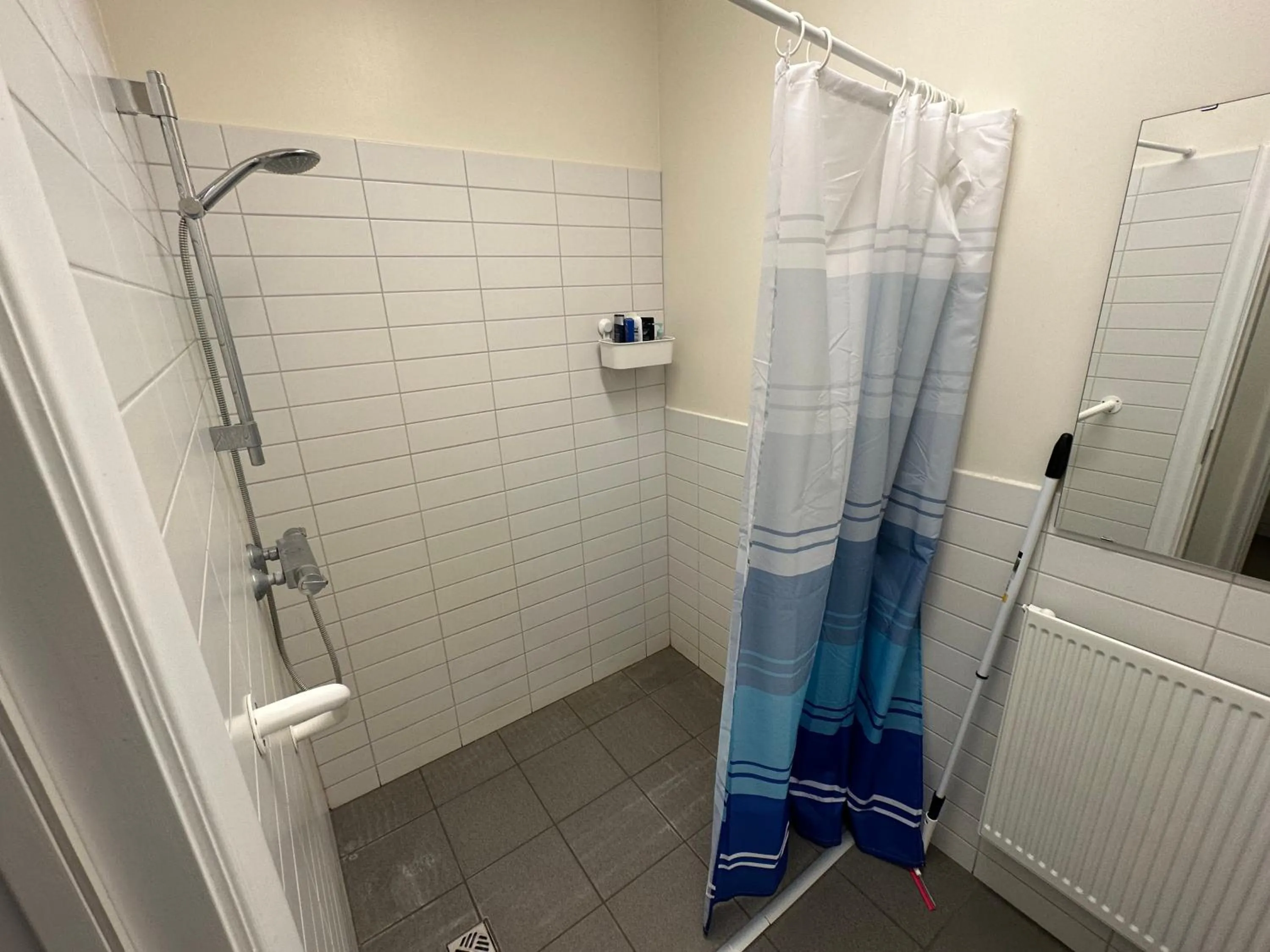 Shower in Baron's Hostel