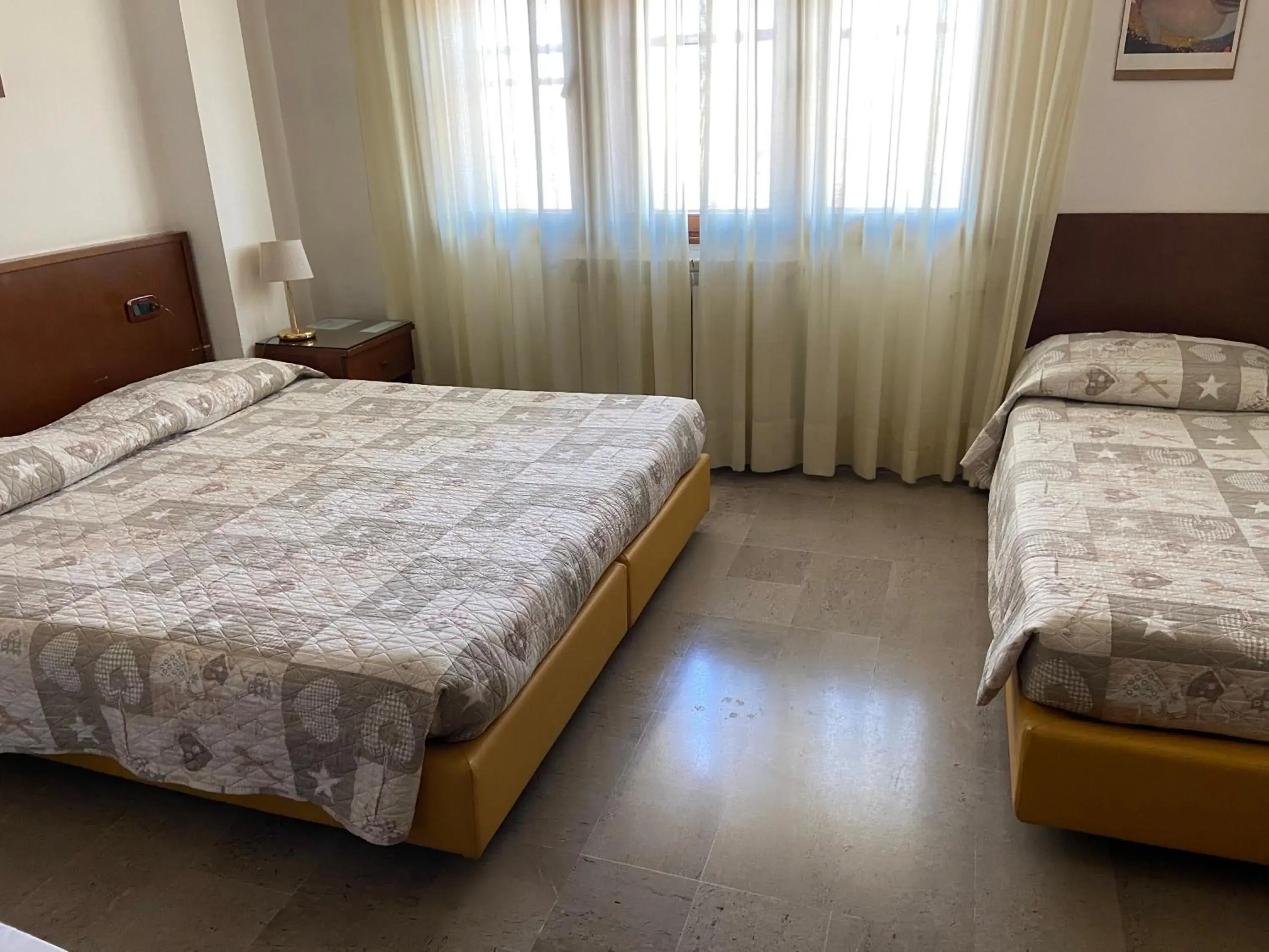 Economy Triple Room with Canal View in Hotel Caldin's Economy Triple Room with Canal View in Hotel Caldin's