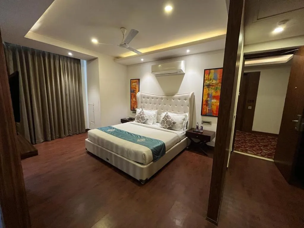 Bed in Pinaka Hotels & Resorts
