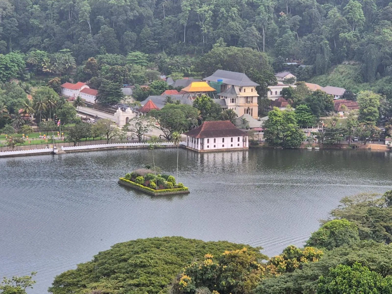 Property building in Lazy Bear Best Hostel in Kandy