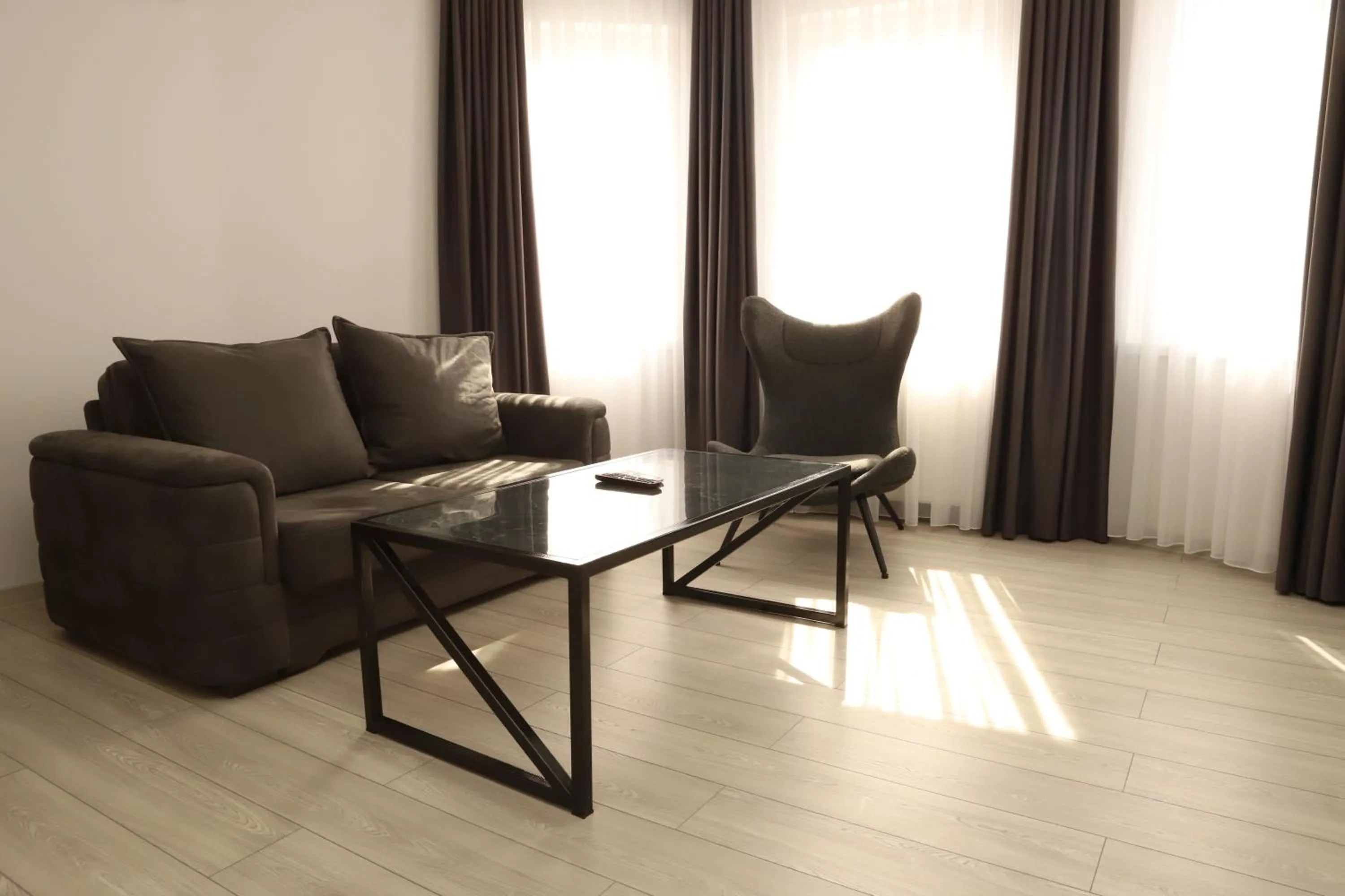 Seating area in Aventus Hotel