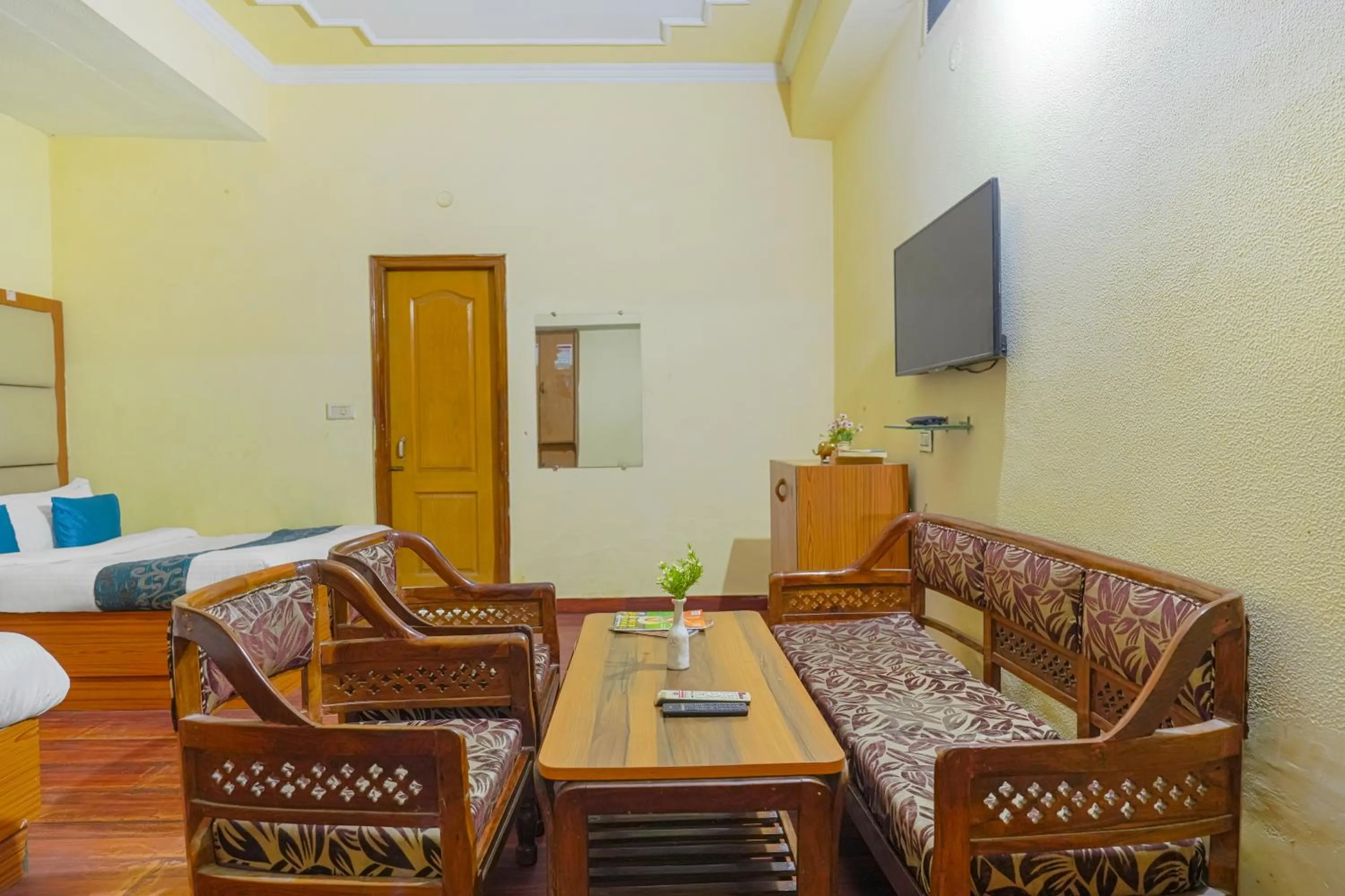 Hotel Abhi international