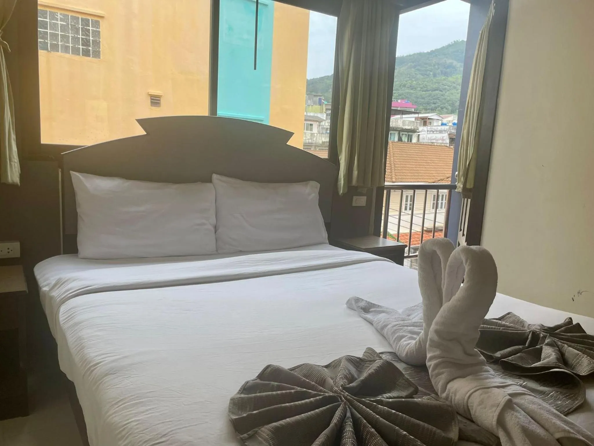 Bed in Hill View Lodge