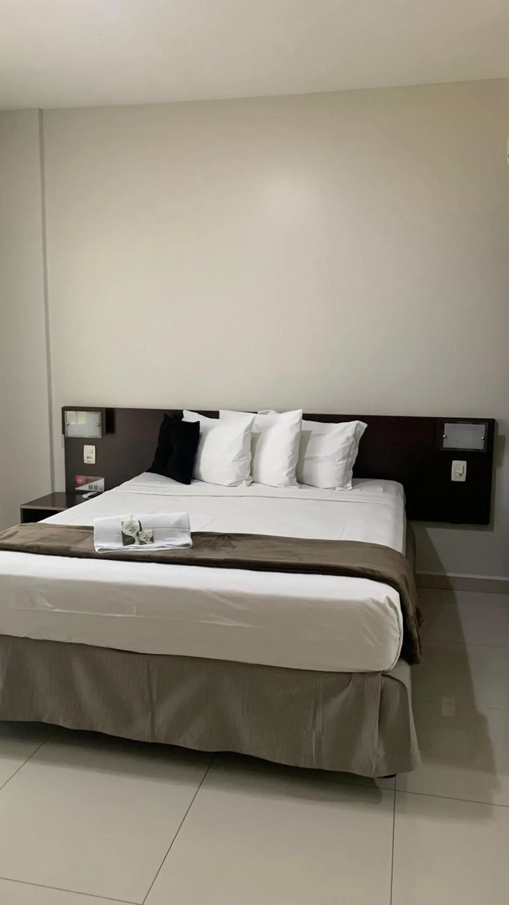 Standard Single Room in Atrium Express Hotels Standard Single Room in Atrium Express Hotels