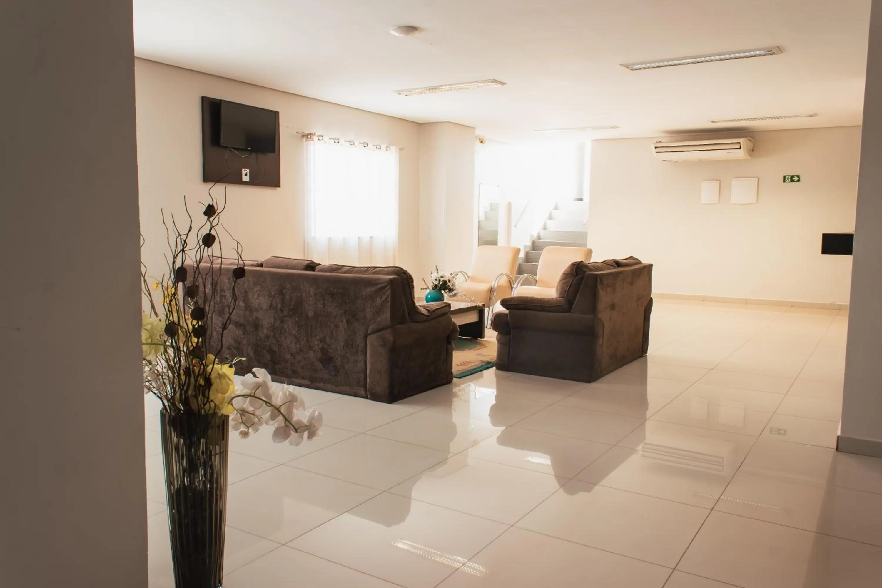 TV and multimedia in Atrium Express Hotels